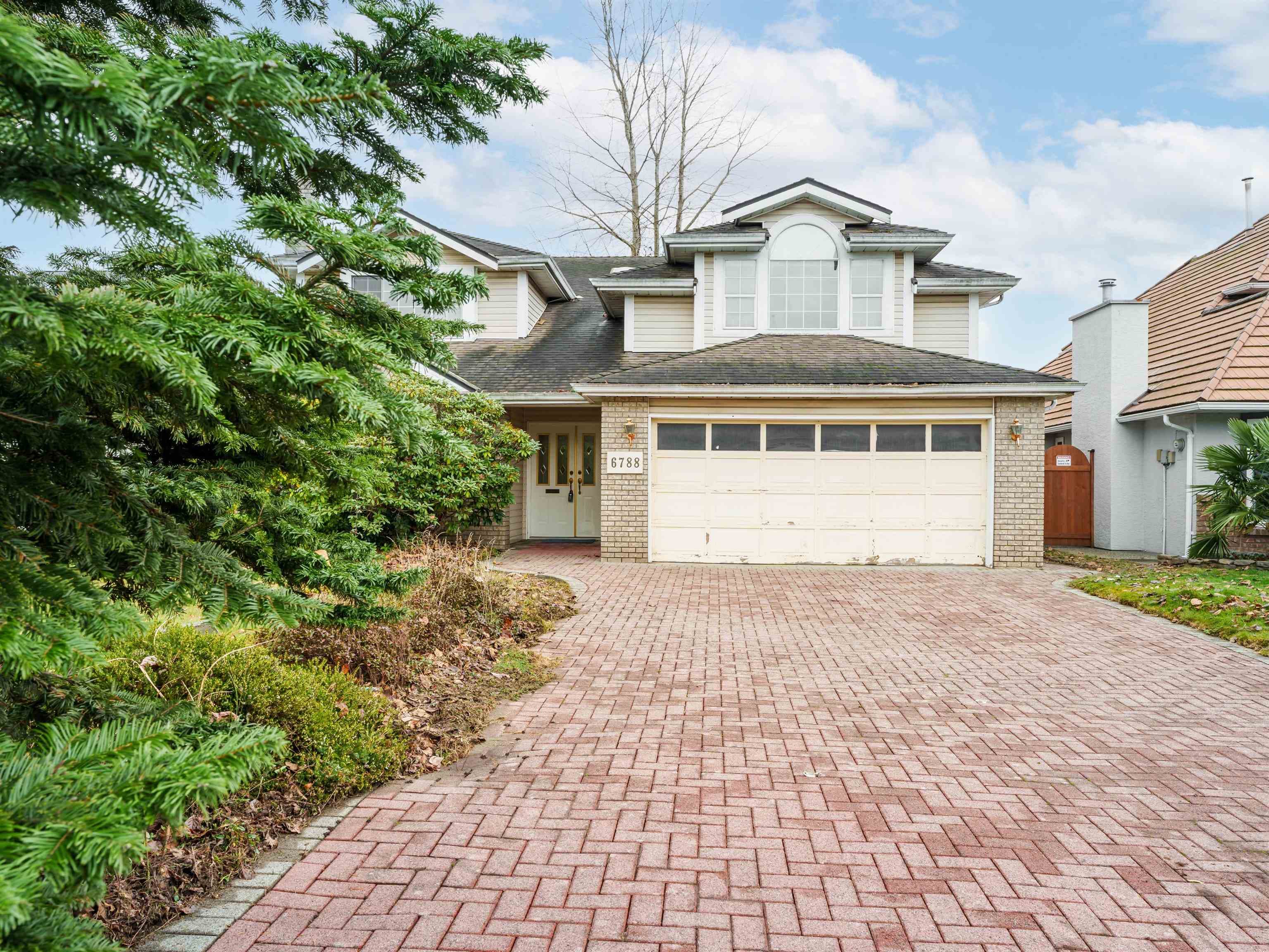 6788 London Drive, Delta — sold