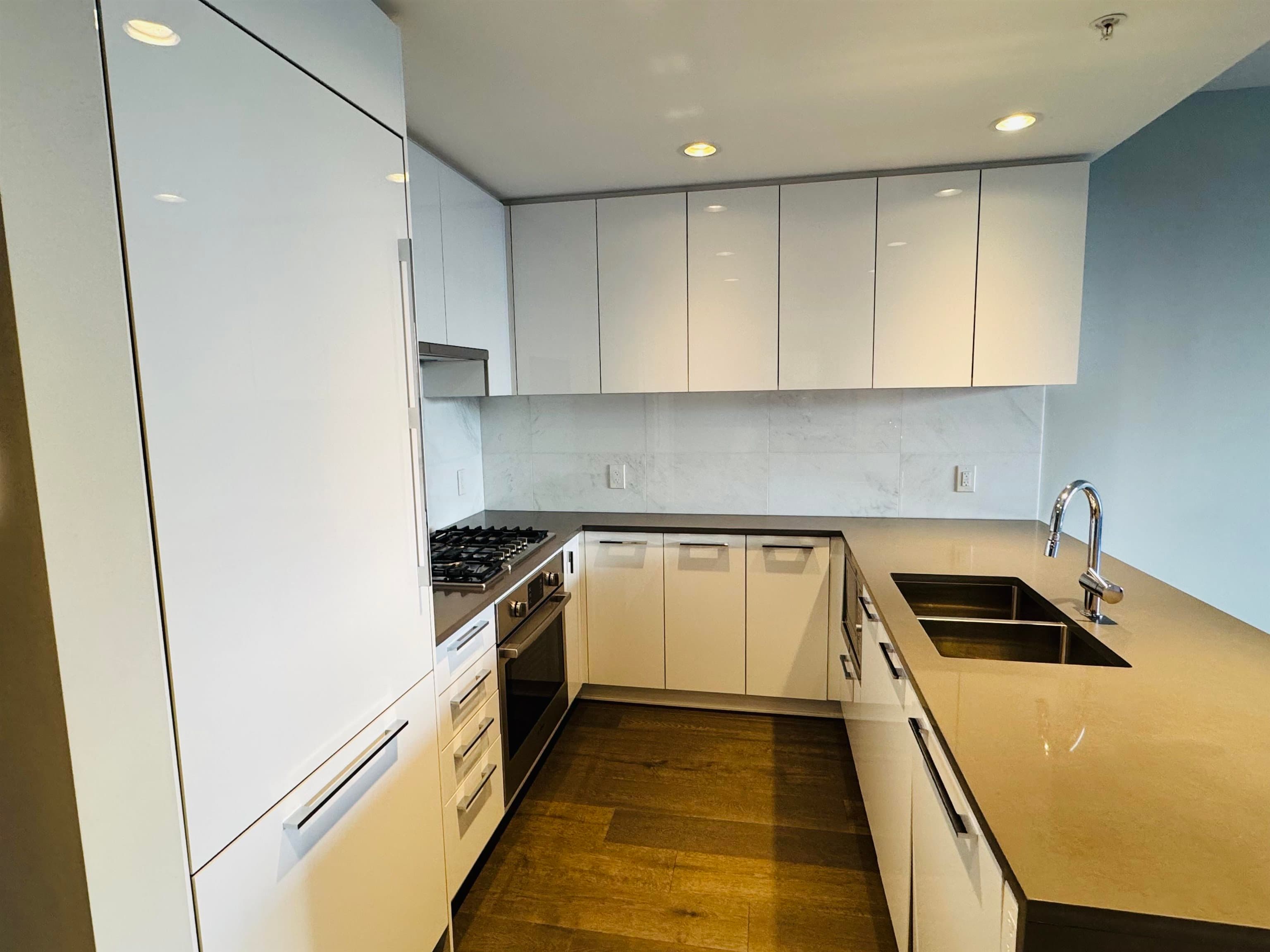 101 - 5687 Gray Avenue, Vancouver, V6S 0K7 — photo 2