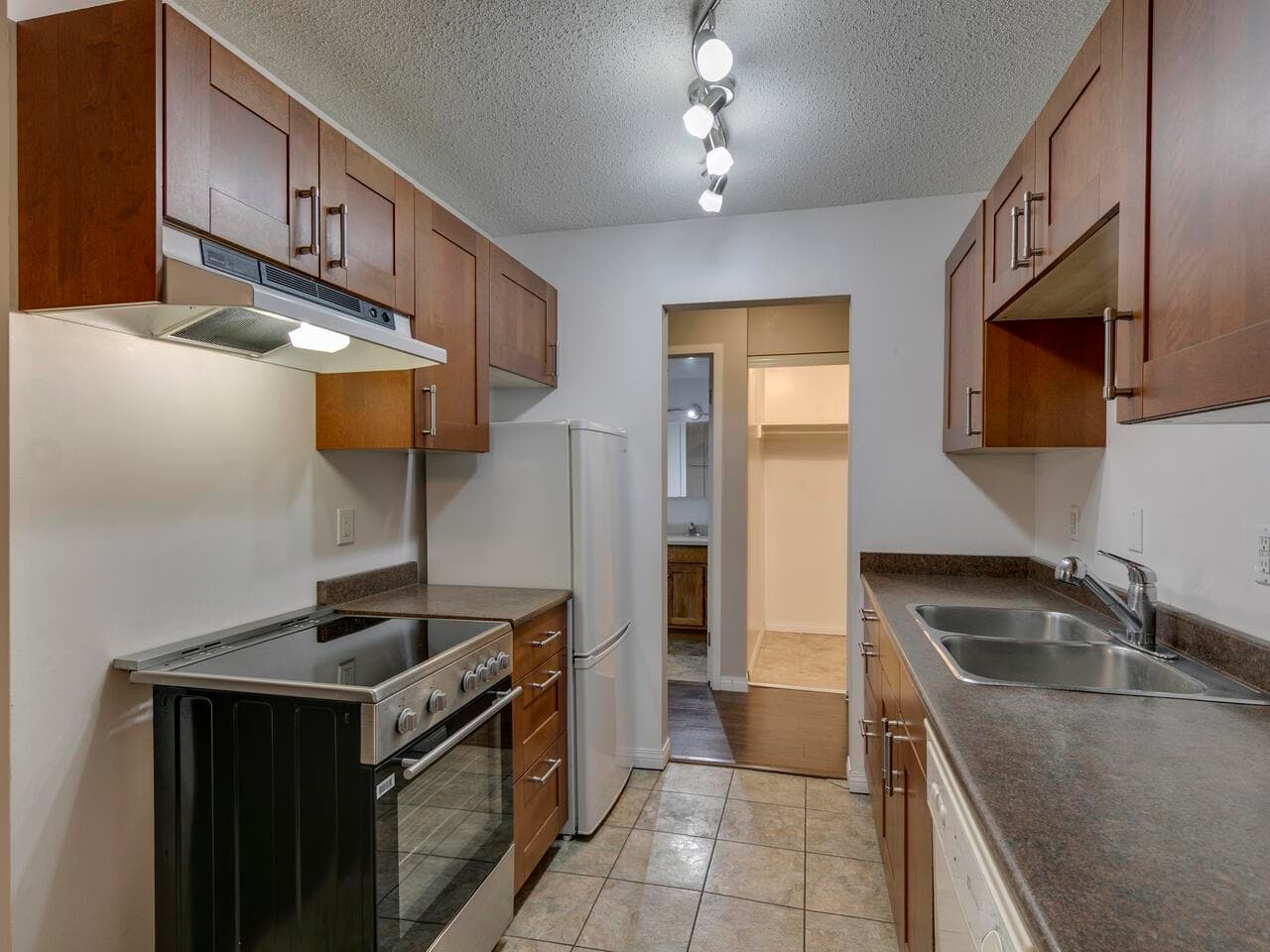 208 - 275 W 2nd Street, North Vancouver, V7M 1C9 — photo 4