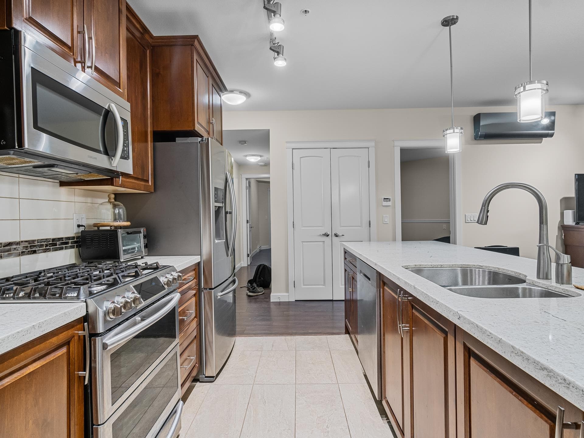 A113 - 20716 Willoughby Town Centre Drive, Langley, V2Y 3J7 — photo 5