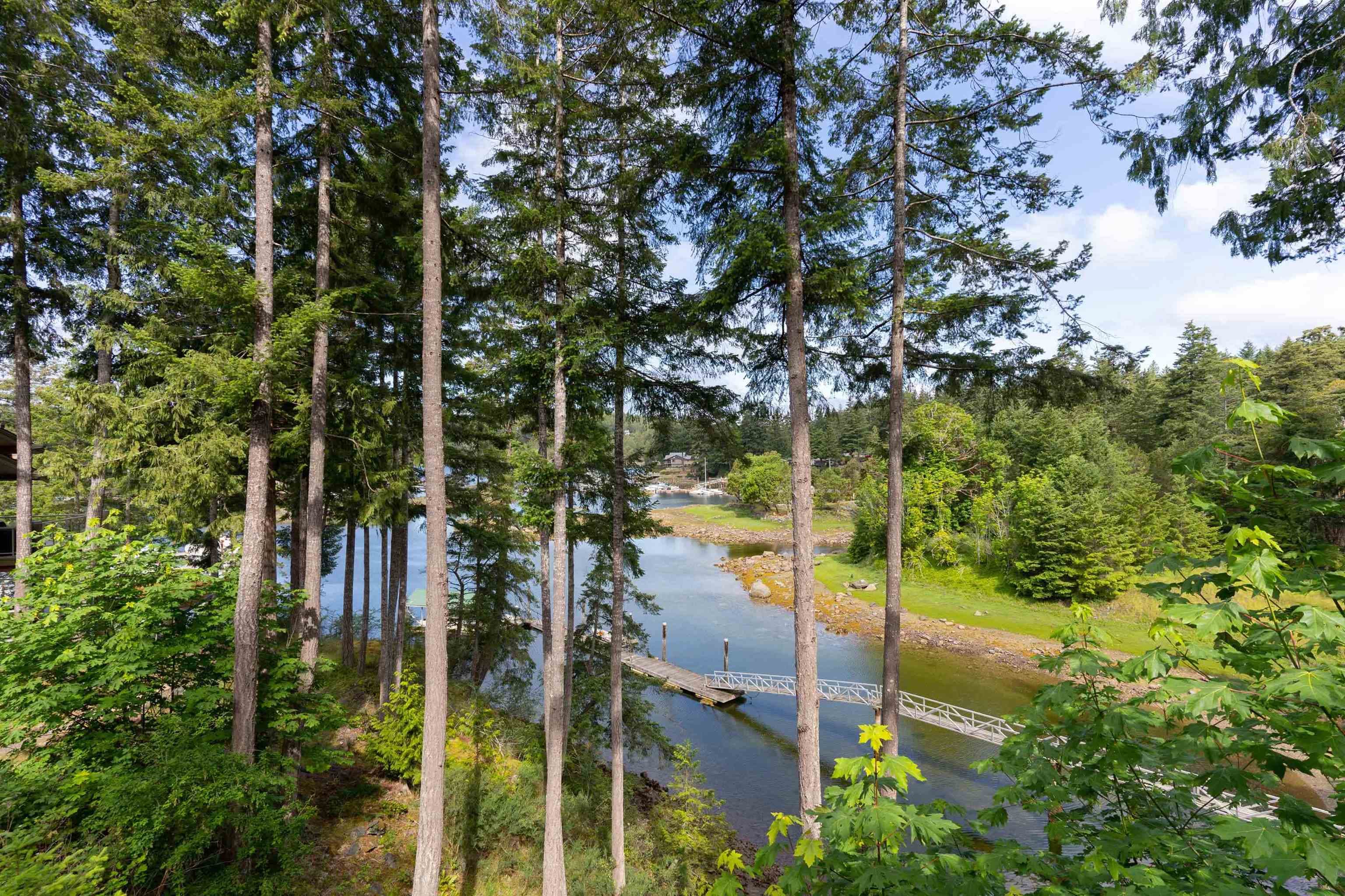 30B - 12849 Lagoon Road, Madeira Park