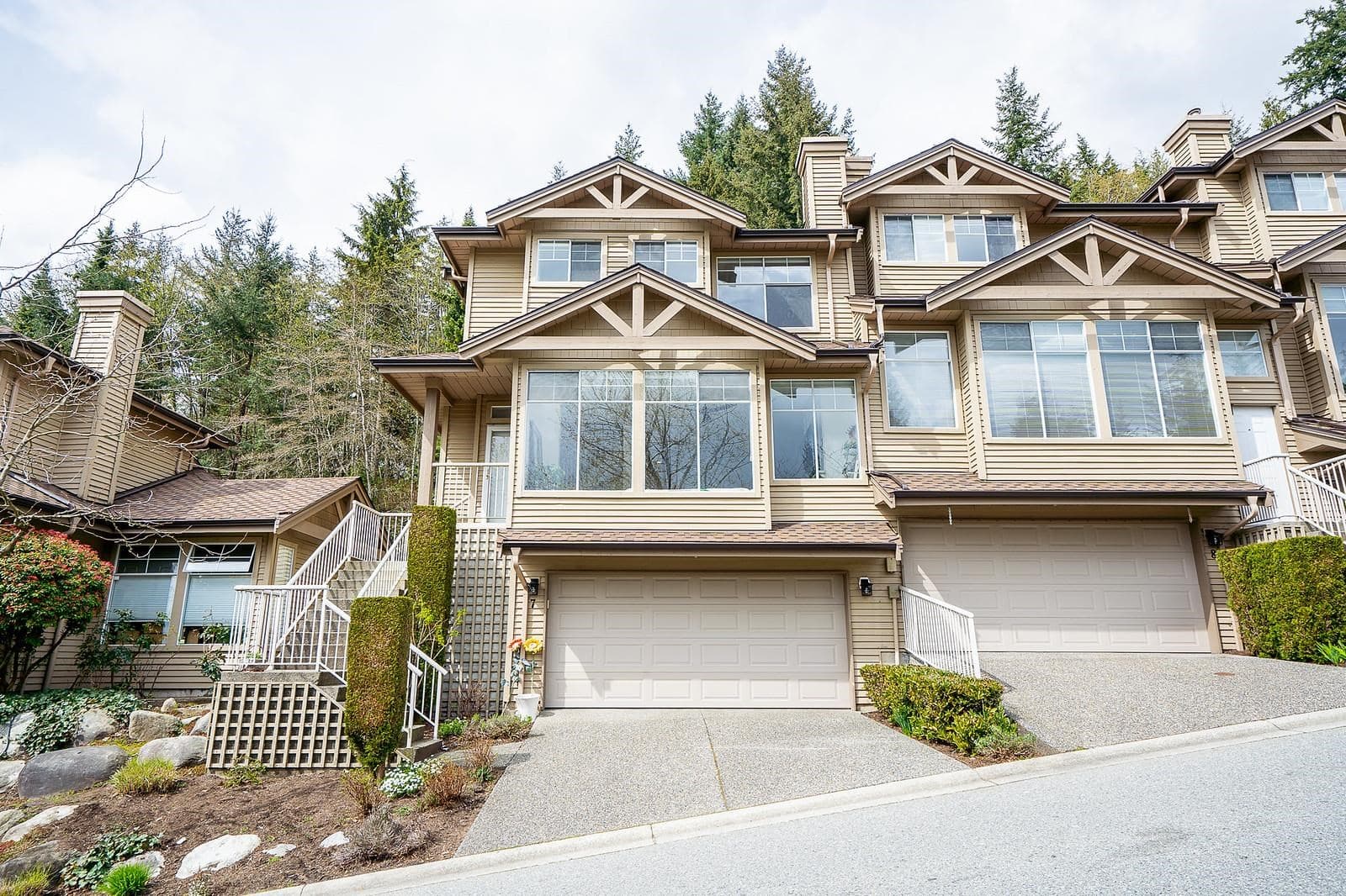 7 - 2979 Panorama Drive, Coquitlam, V3E 2W8 — photo 2