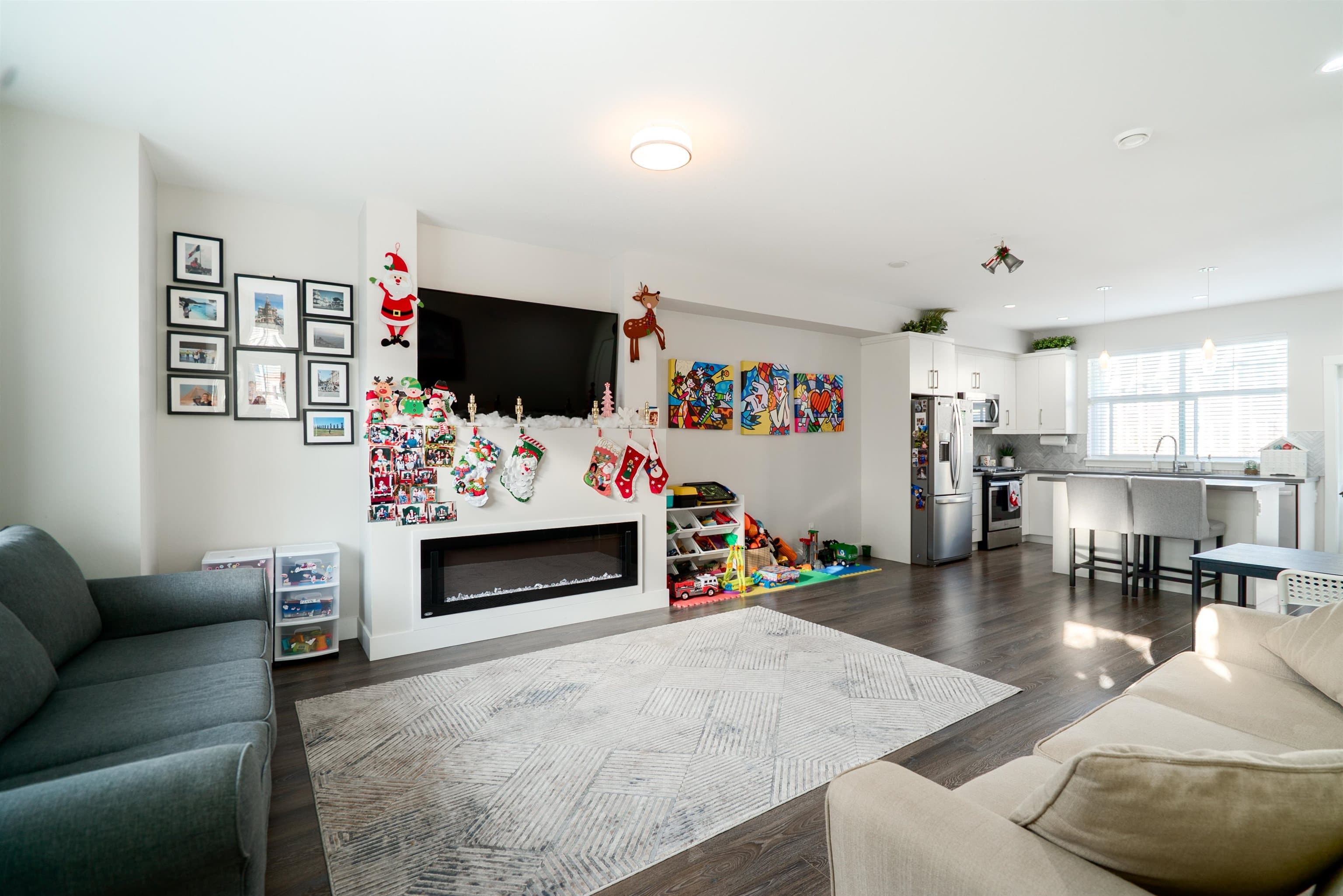 57 - 14541 Winter Crescent, Surrey, V4P 0G5 — photo 1