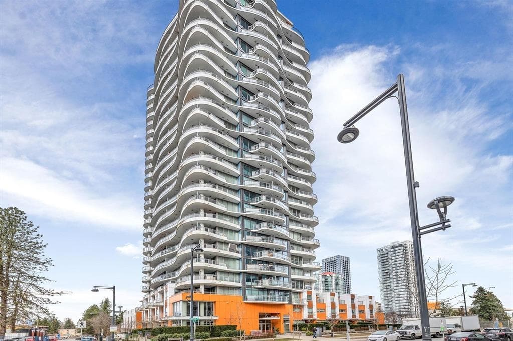2306 - 13303 Central Avenue, Surrey