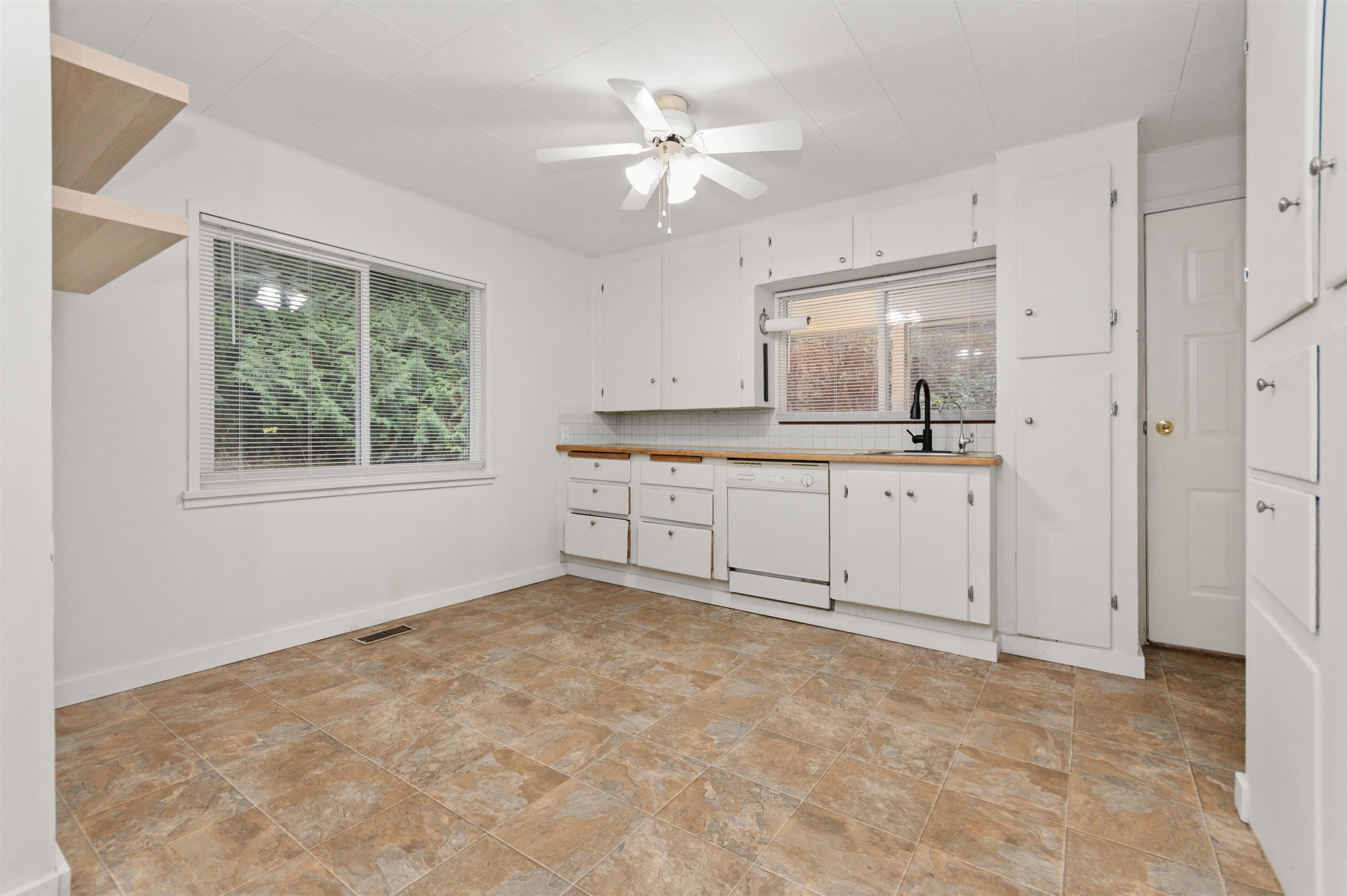 29433 Dewdney Trunk Road, Mission, V4S 1B6 — photo 5