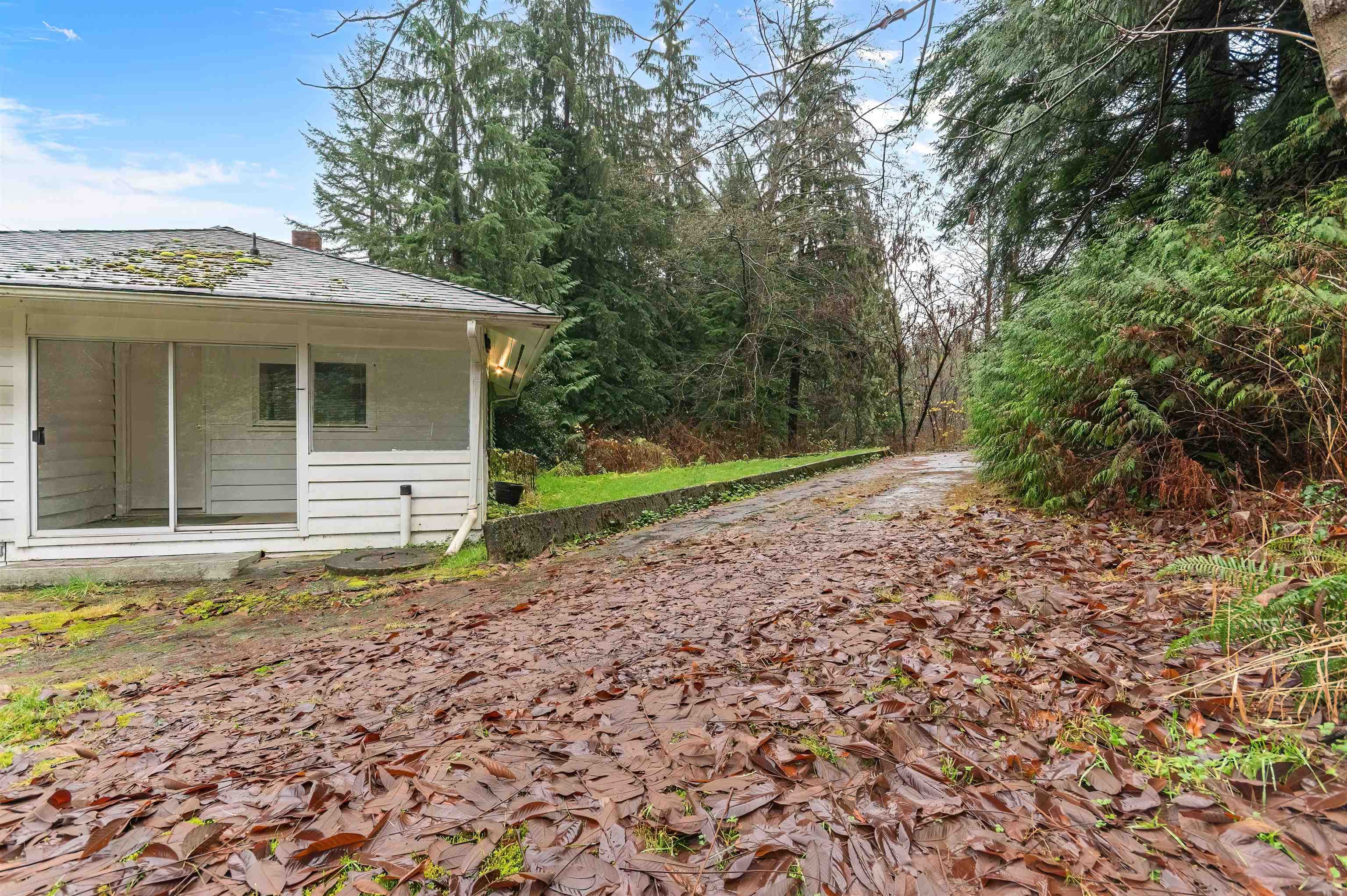 29433 Dewdney Trunk Road, Mission, V4S 1B6 — photo 4