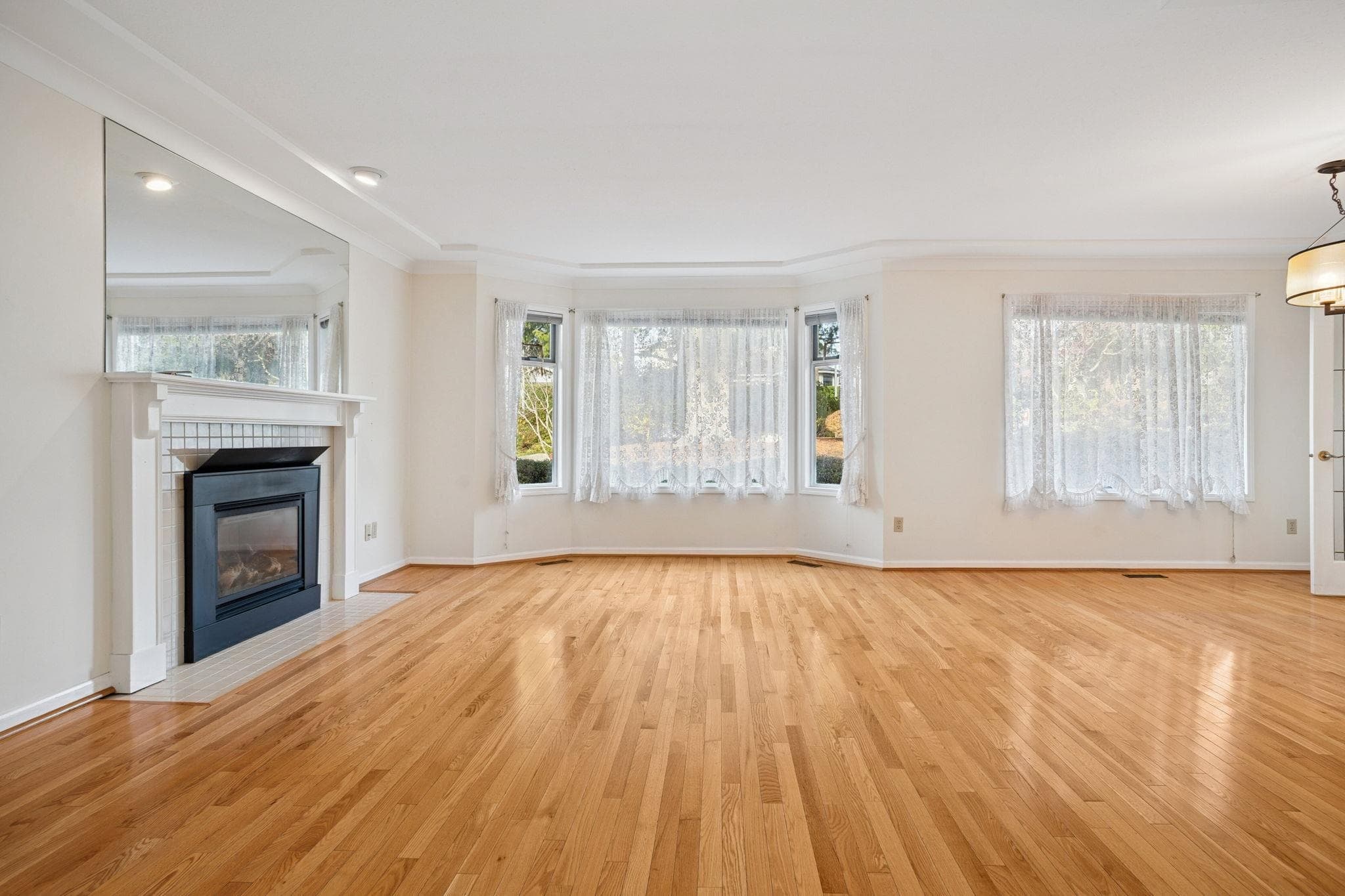1 - 12923 17 Avenue, Surrey, V4A 8T2 — photo 4