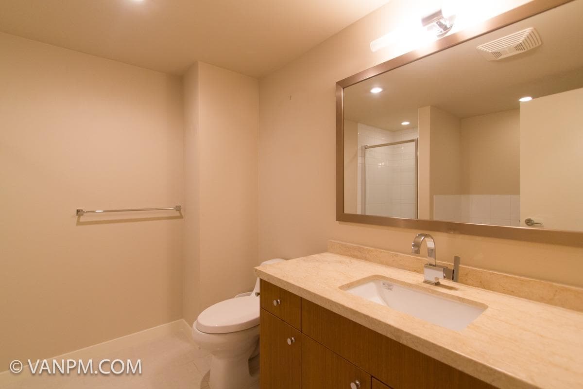 601 - 2982 Burlington Drive, Coquitlam, V3B 0B3 — photo 2