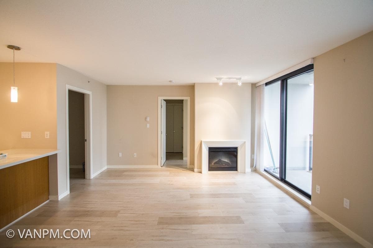 601 - 2982 Burlington Drive, Coquitlam, V3B 0B3 — photo 4