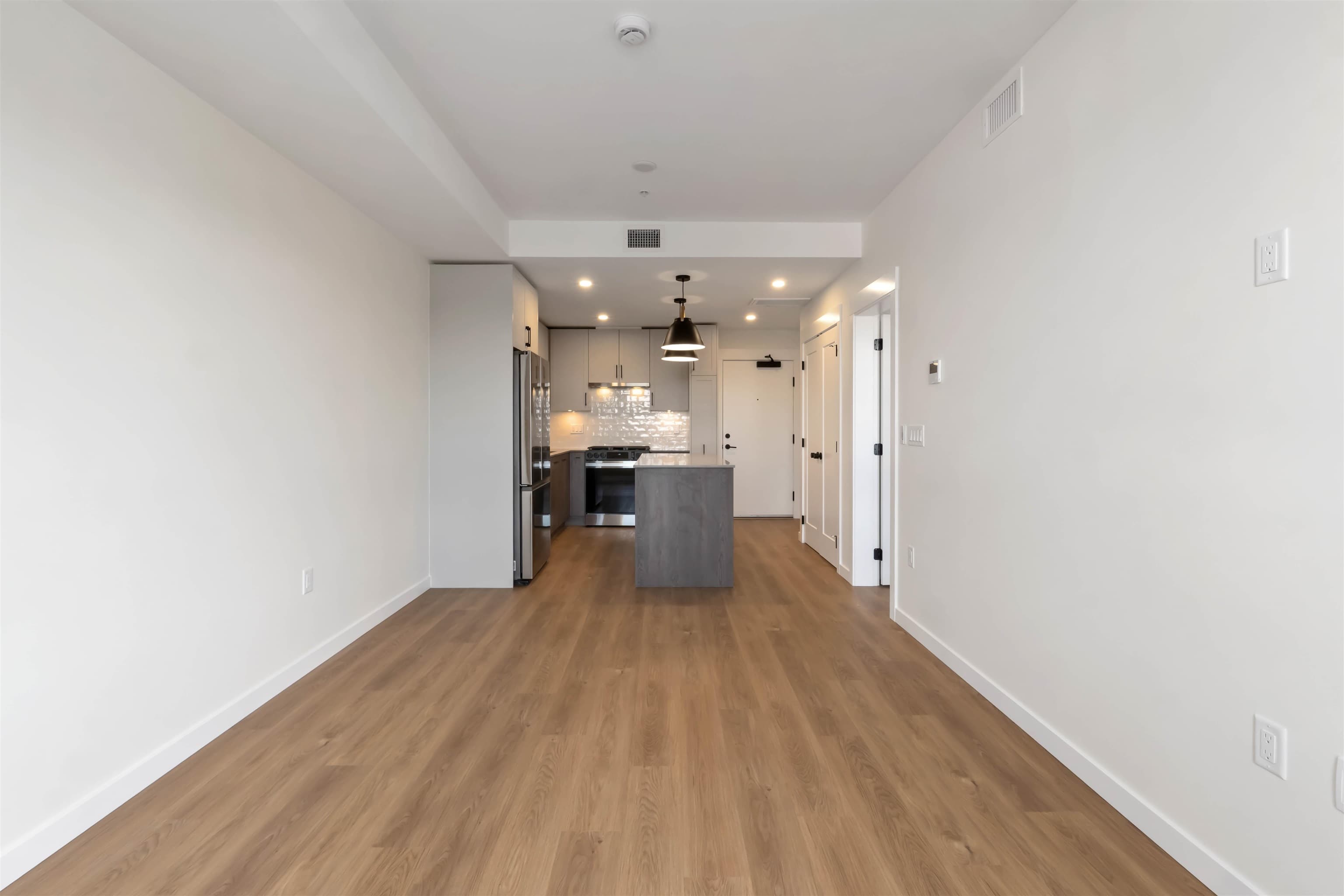 302 - 27215 Aldergrove Town Centre Drive, Langley, V4W 0E3 — photo 3