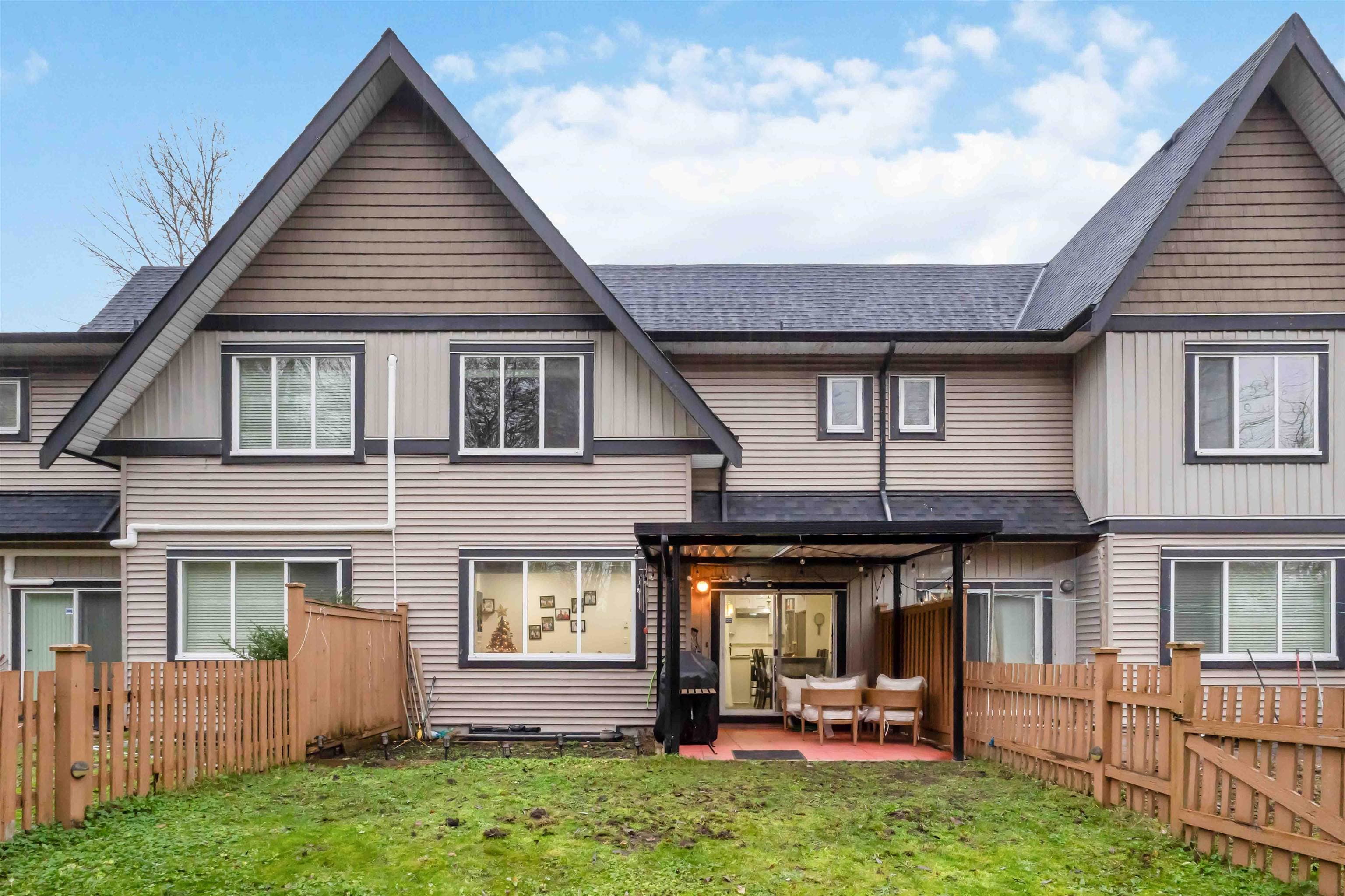 109 - 6739 137 Street, Surrey, V3W 9C4 — photo 3