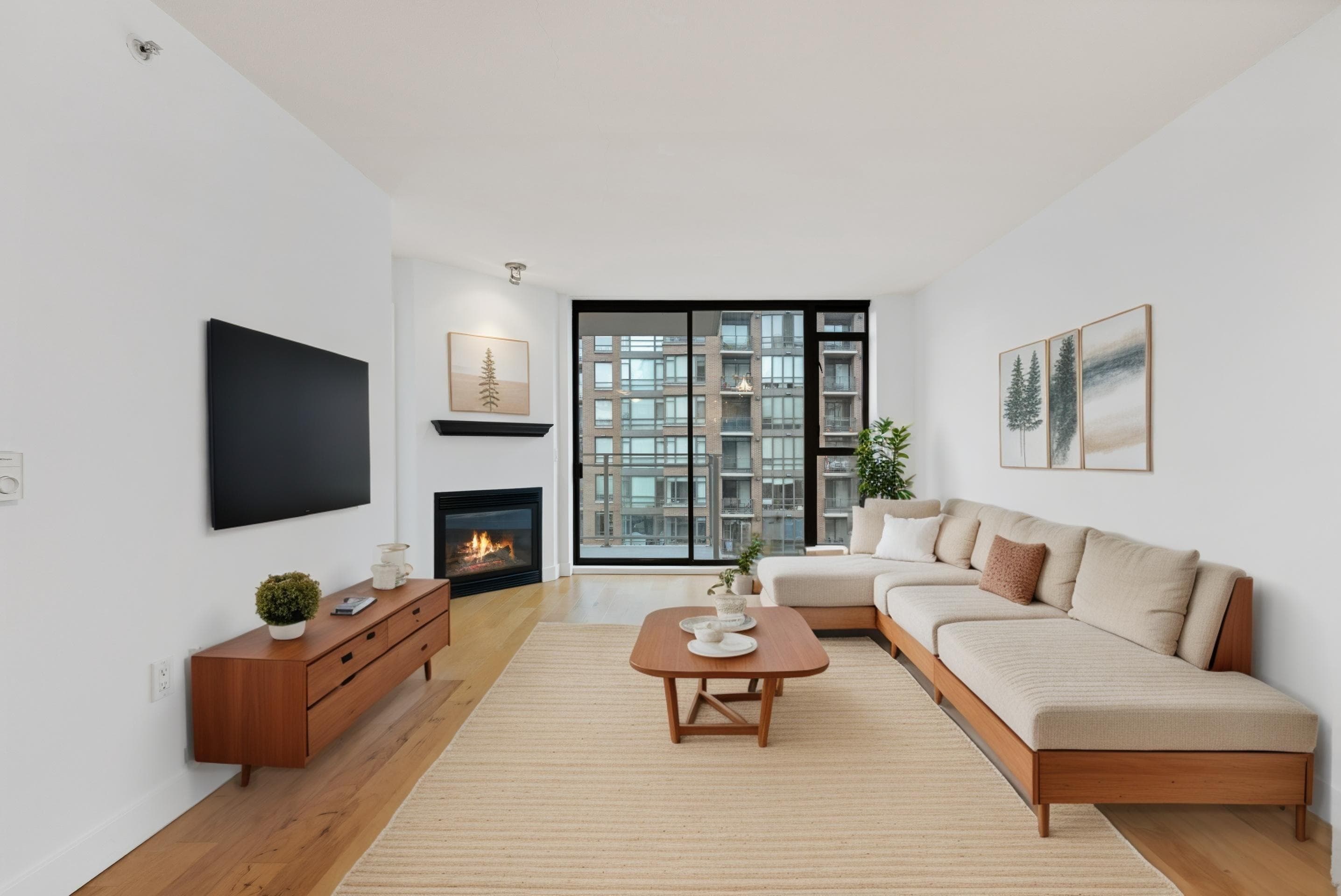 805 - 175 W 1st Street, North Vancouver — sold
