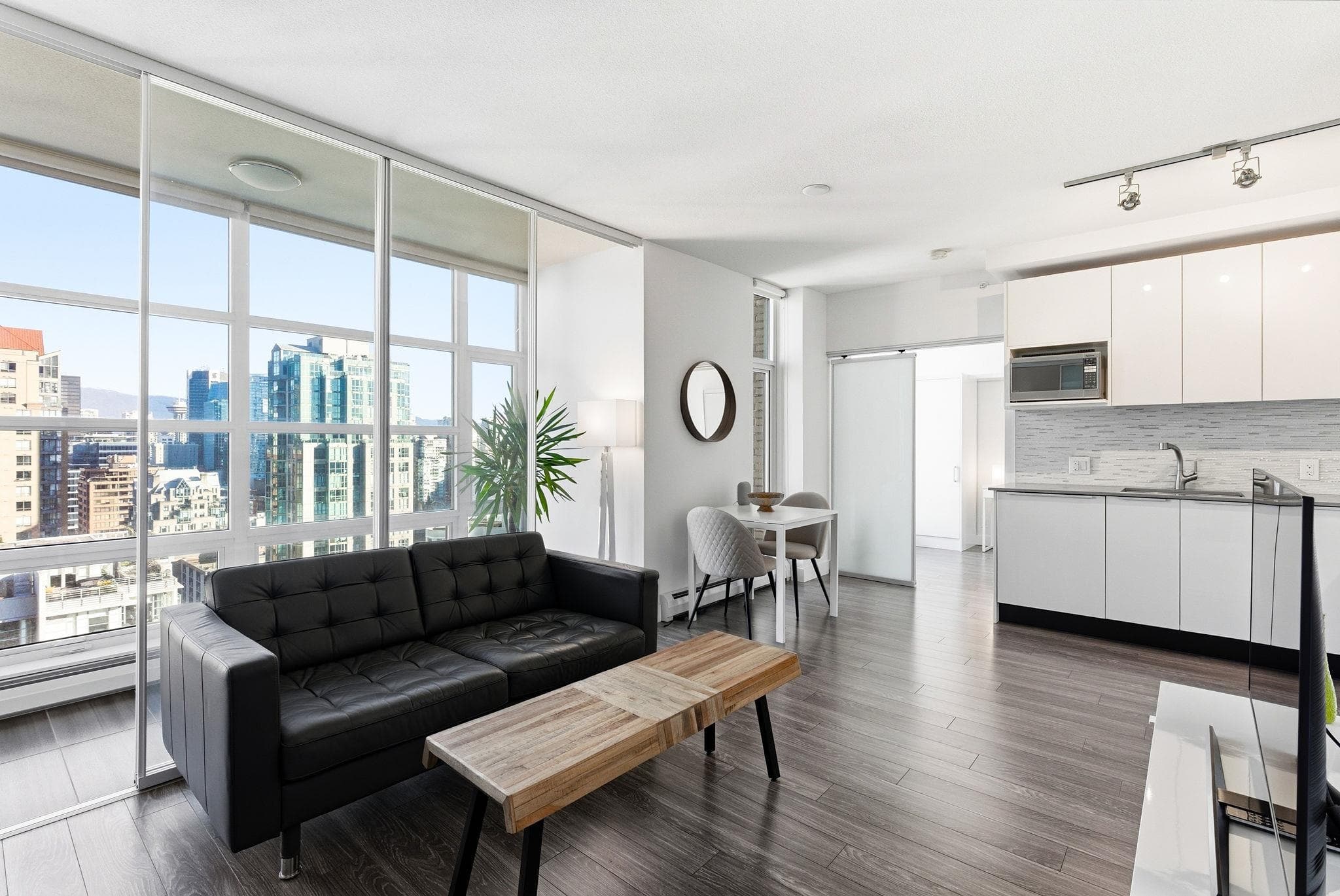 2503 - 1283 Howe Street, Vancouver, V6Z 0E3 — photo 1
