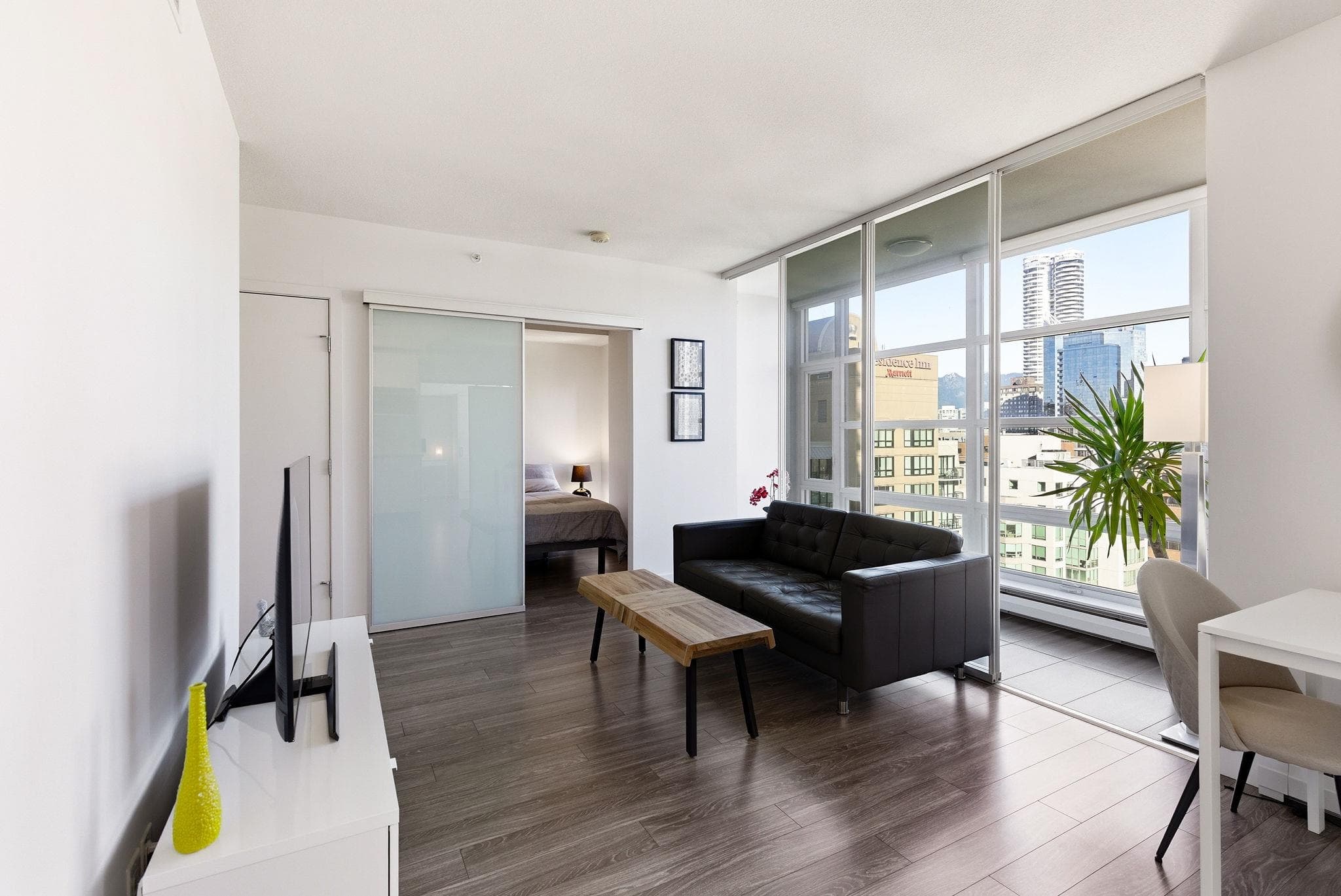 2503 - 1283 Howe Street, Vancouver, V6Z 0E3 — photo 4