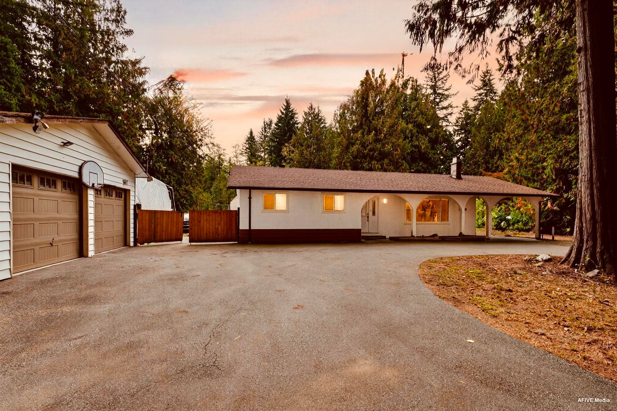 25160 54 Avenue, Langley, V4W 1T3 — photo 2