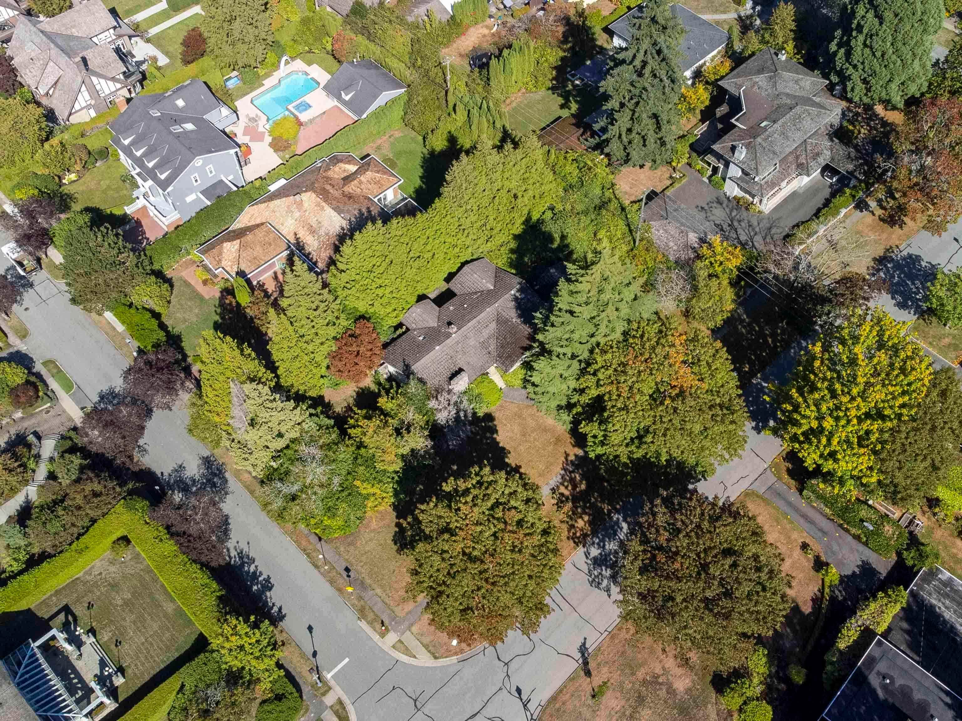 5595 College Highroad, Vancouver