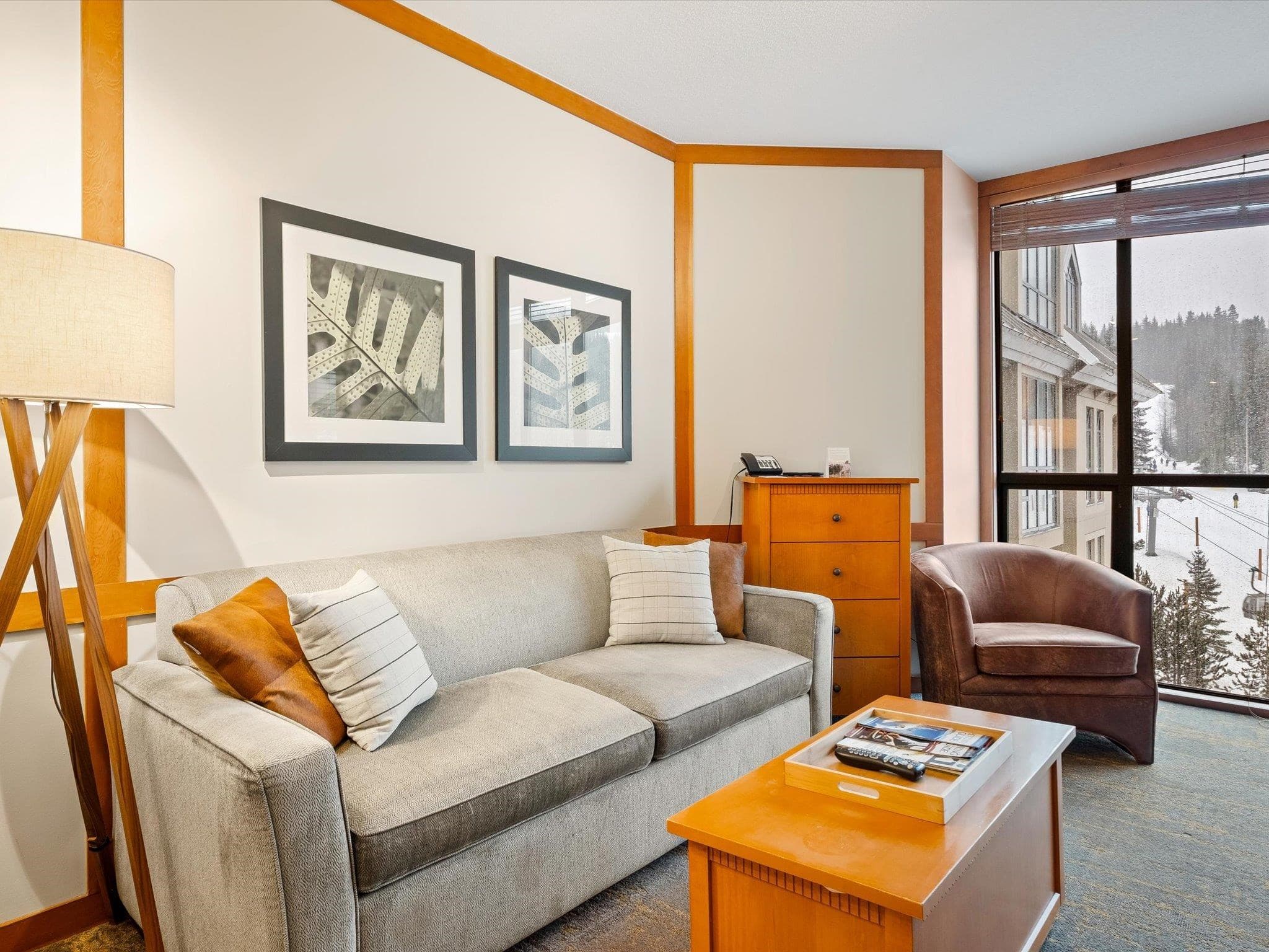 602 - 4320 Sundial Crescent, Whistler, V8E 1G6 — photo 2
