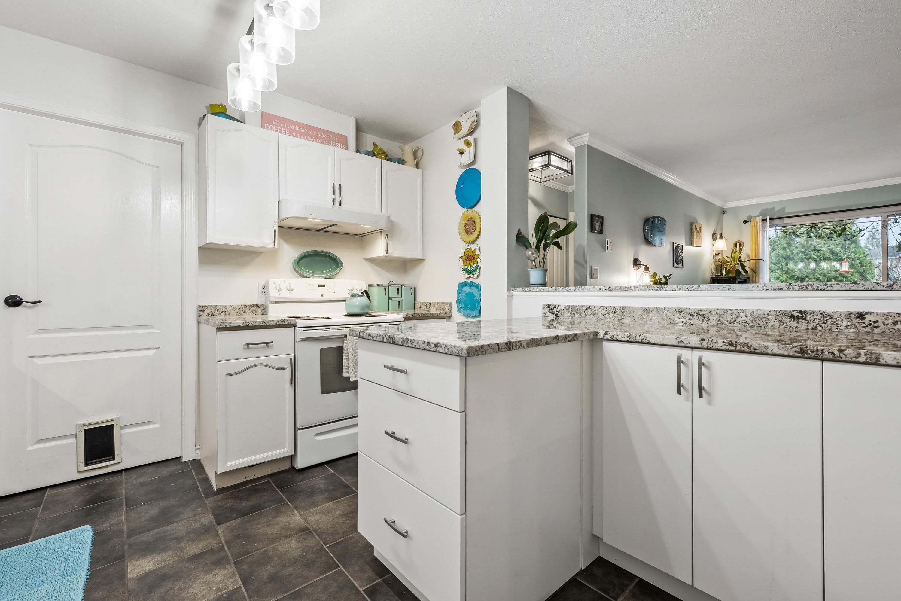 120 - 33175 Old Yale Road, Abbotsford, V2S 2J4 — photo 4