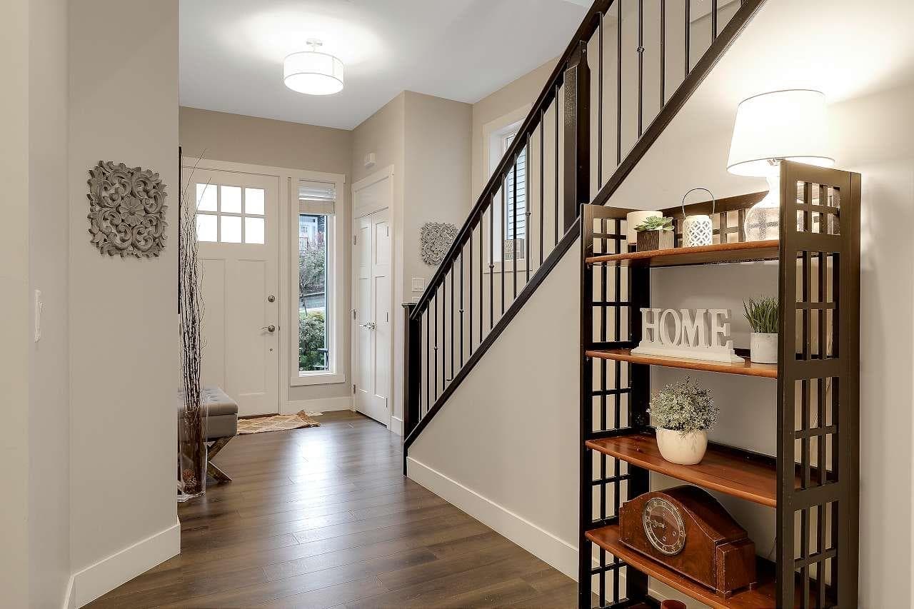 22808 Nelson Court, Maple Ridge, V4R 0G1 — photo 2