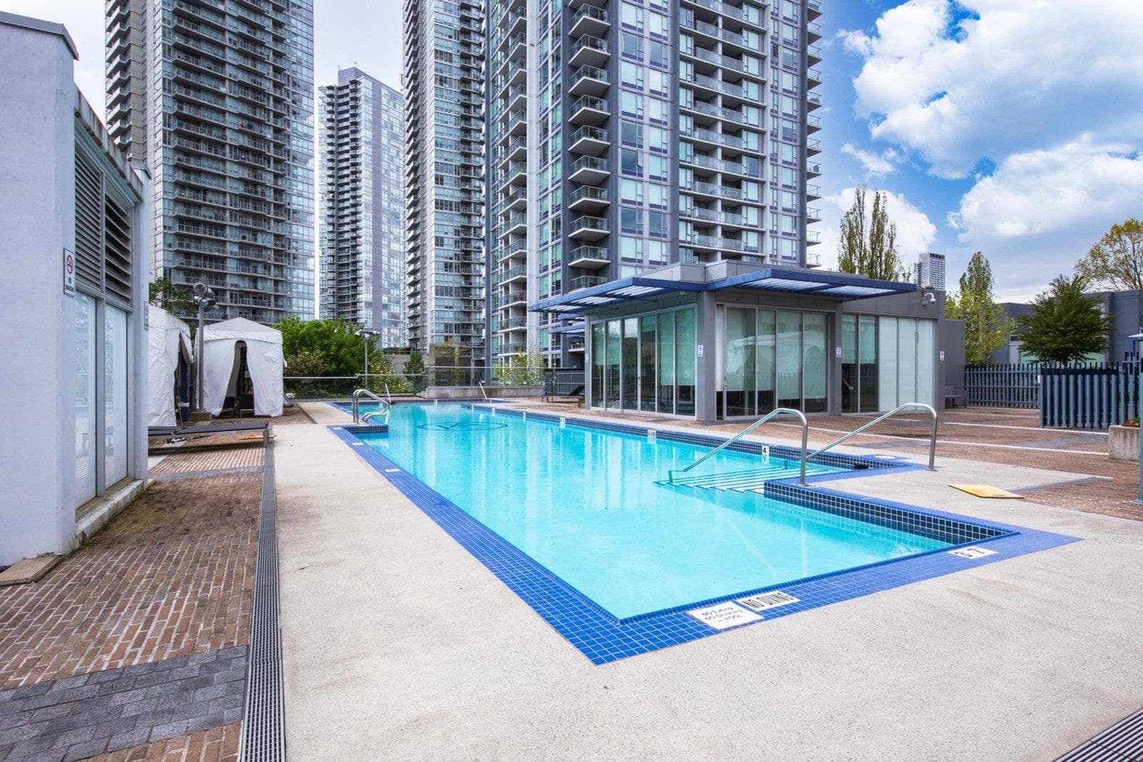 2209 - 13696 100 Avenue, Surrey, V3T 0L5 — photo 3