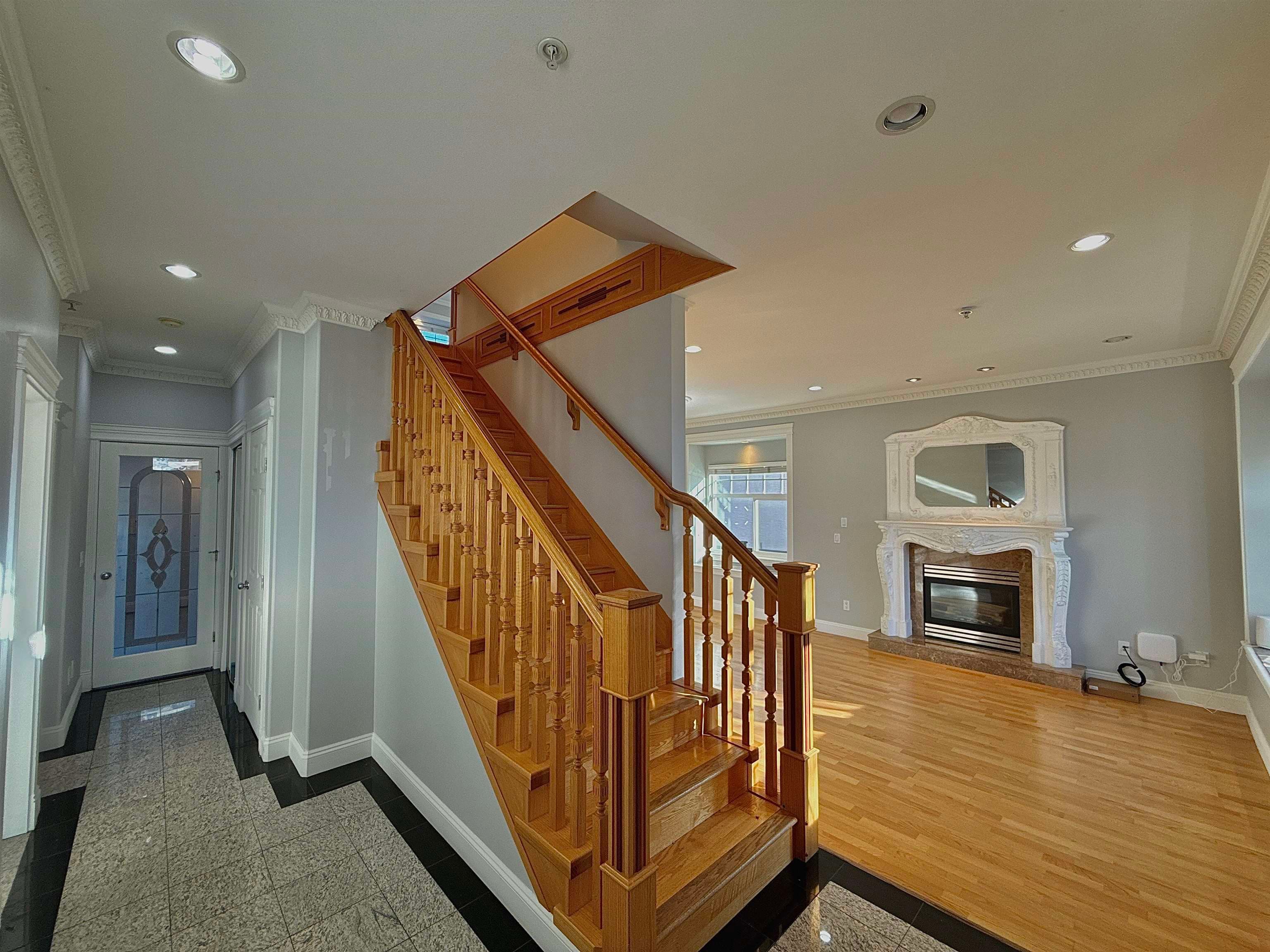 3311 E 44th Avenue, Vancouver, V5R 3B3 — photo 2