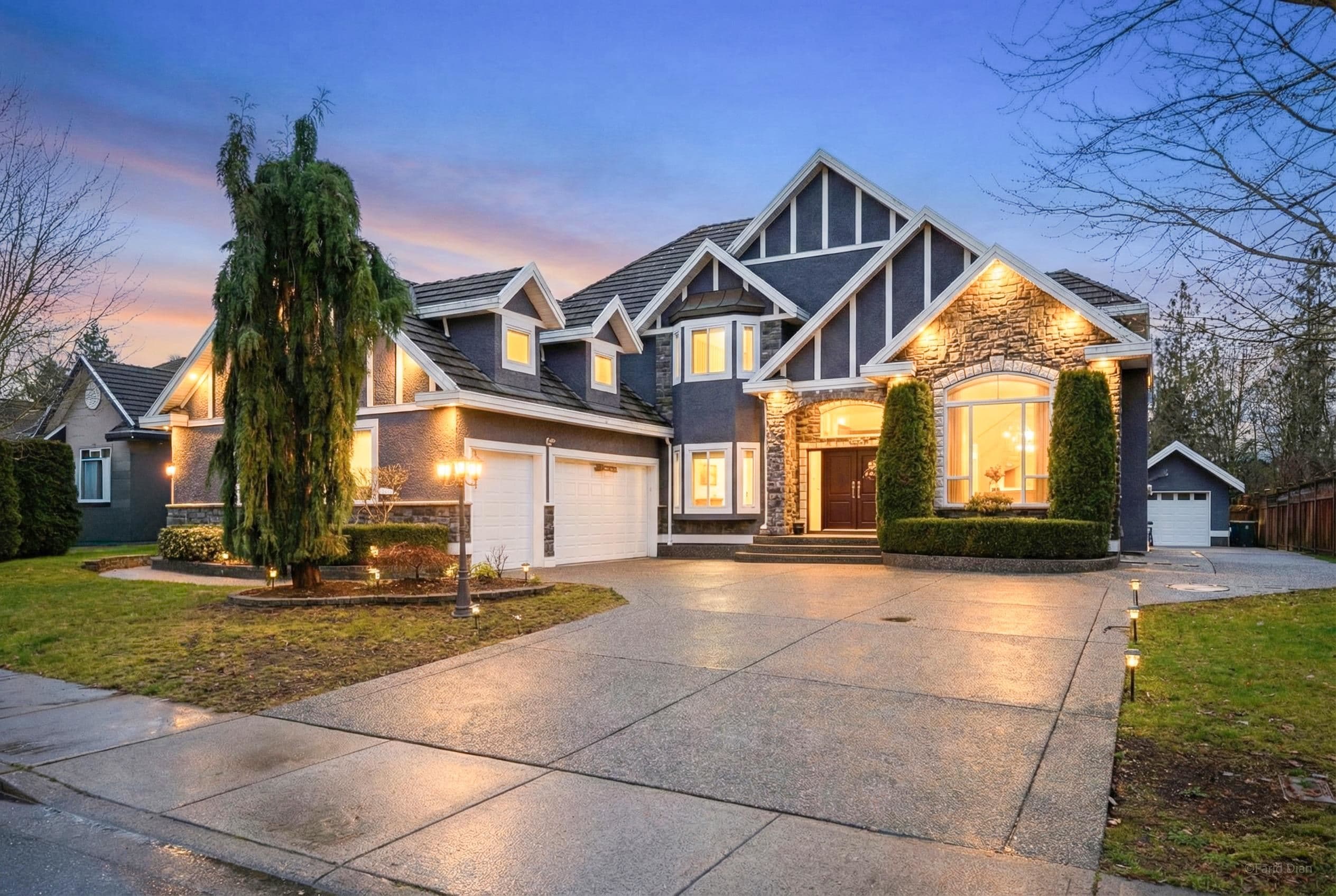 17015 86a Avenue, Surrey, V3X 3J1 — photo 1