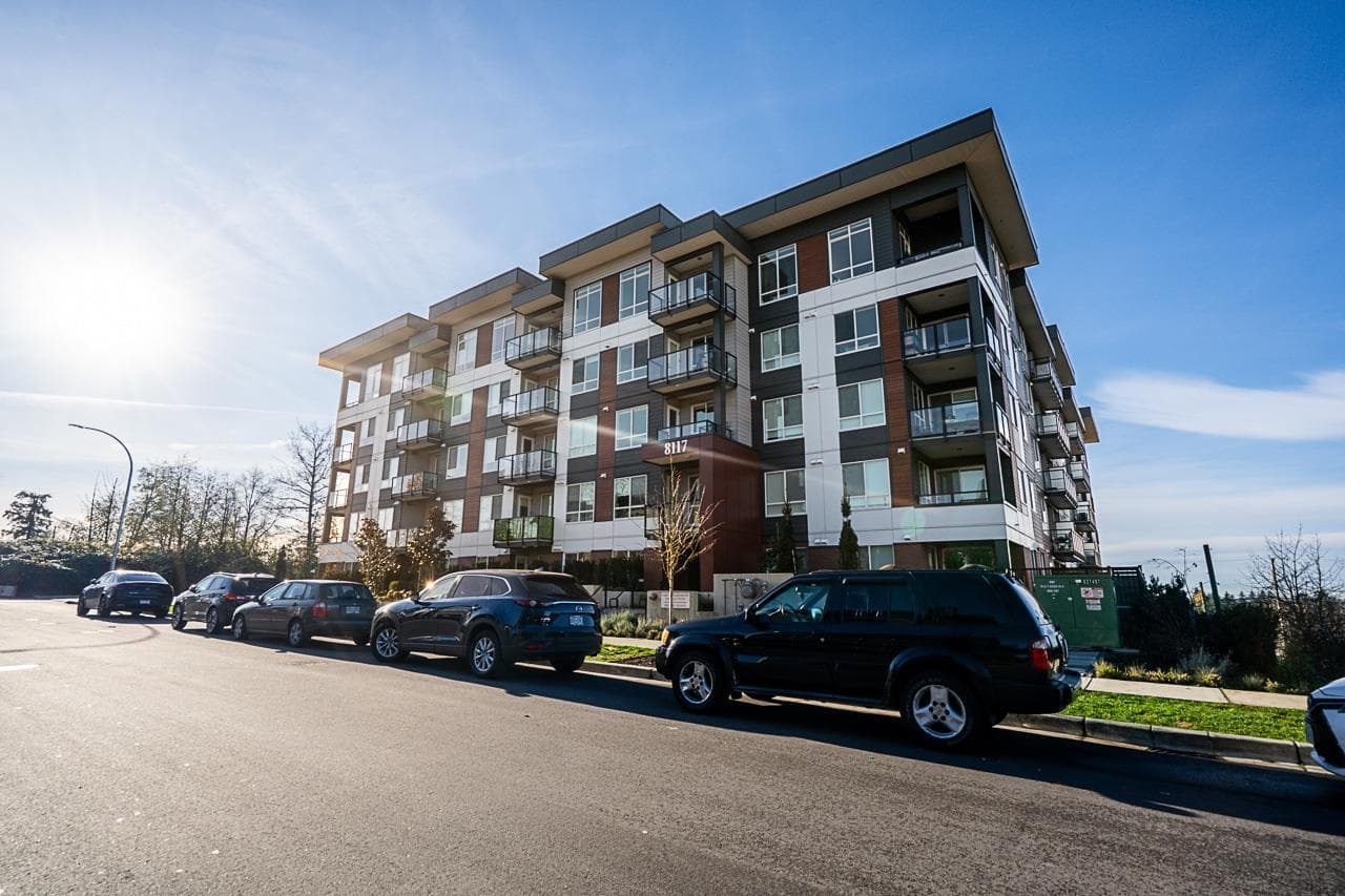 618 - 8117 200a Street, Langley, V2Y 3W9 — photo 2
