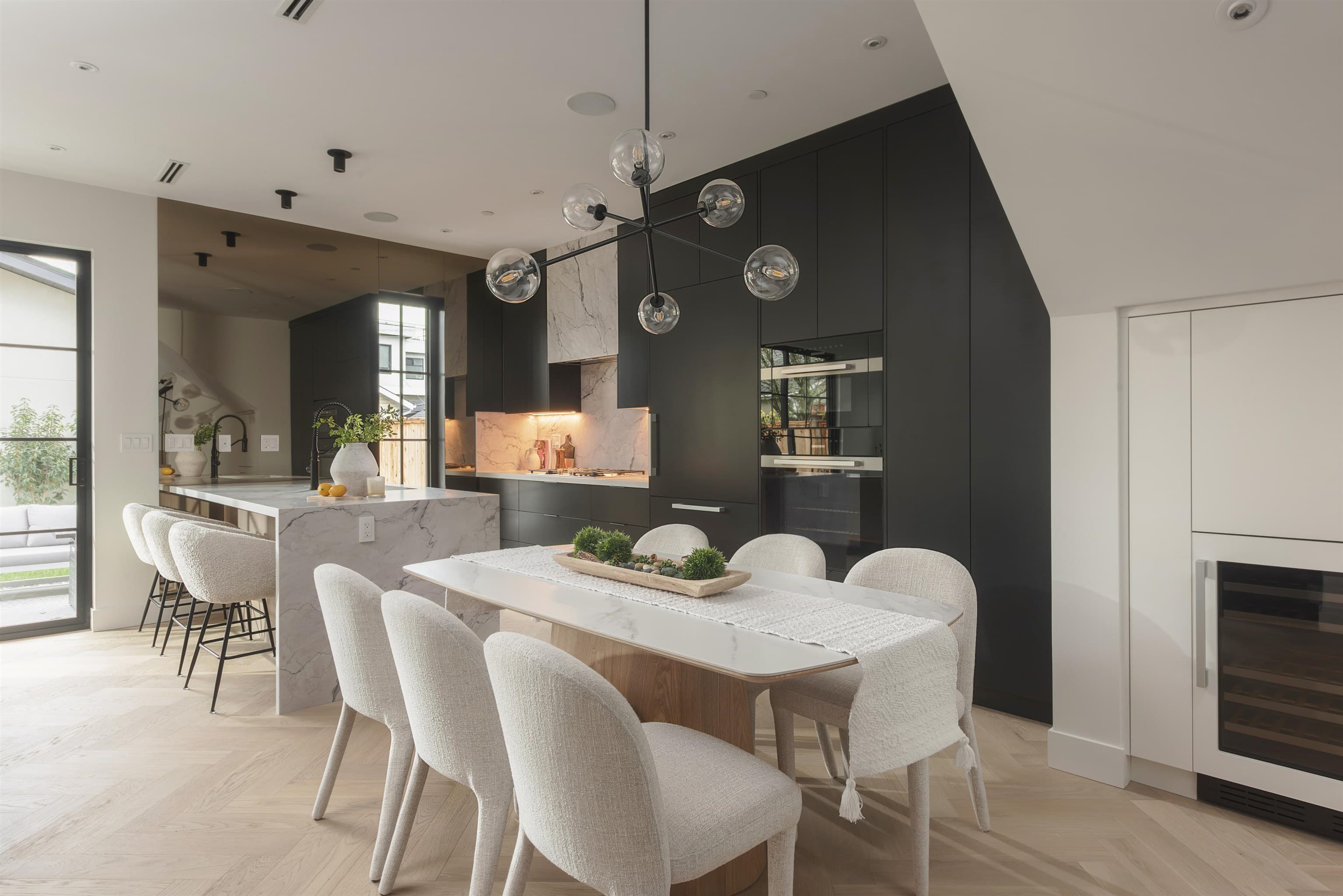 2 - 240 E 37th Avenue, Vancouver, V5W 1E6 — photo 3