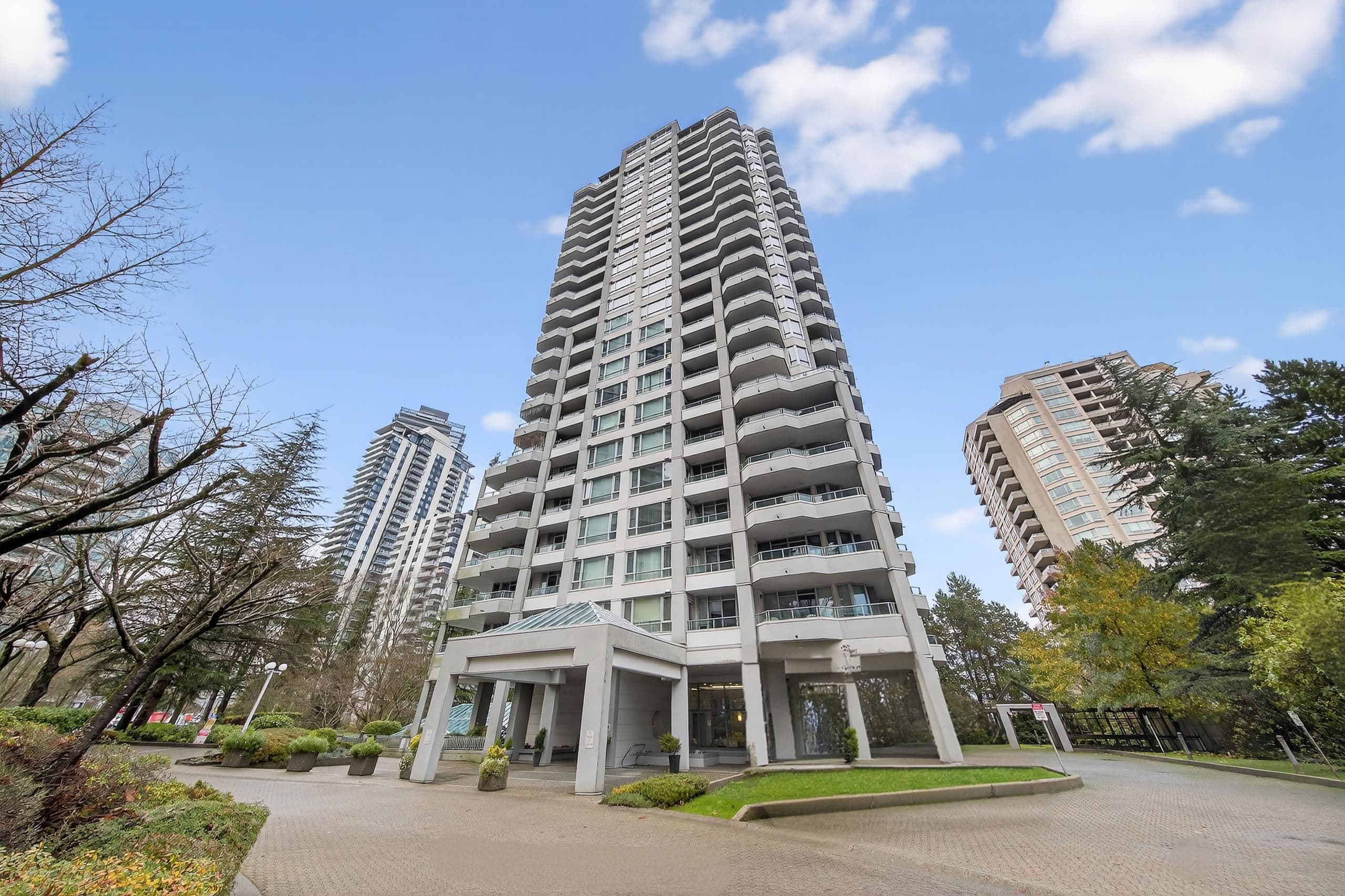 1010 - 4825 Hazel Street, Burnaby