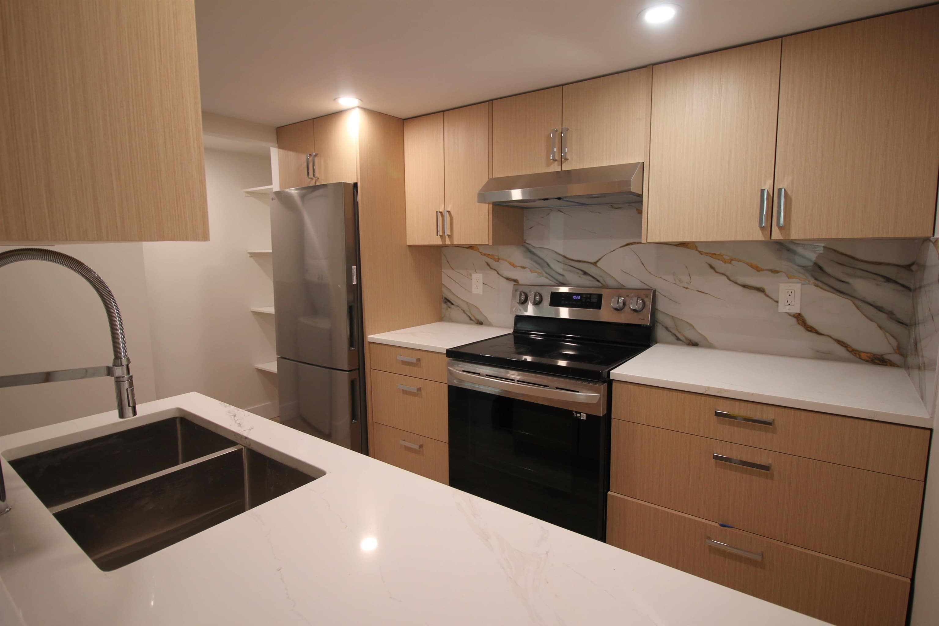 706 - 6595 Bonsor Avenue, Burnaby