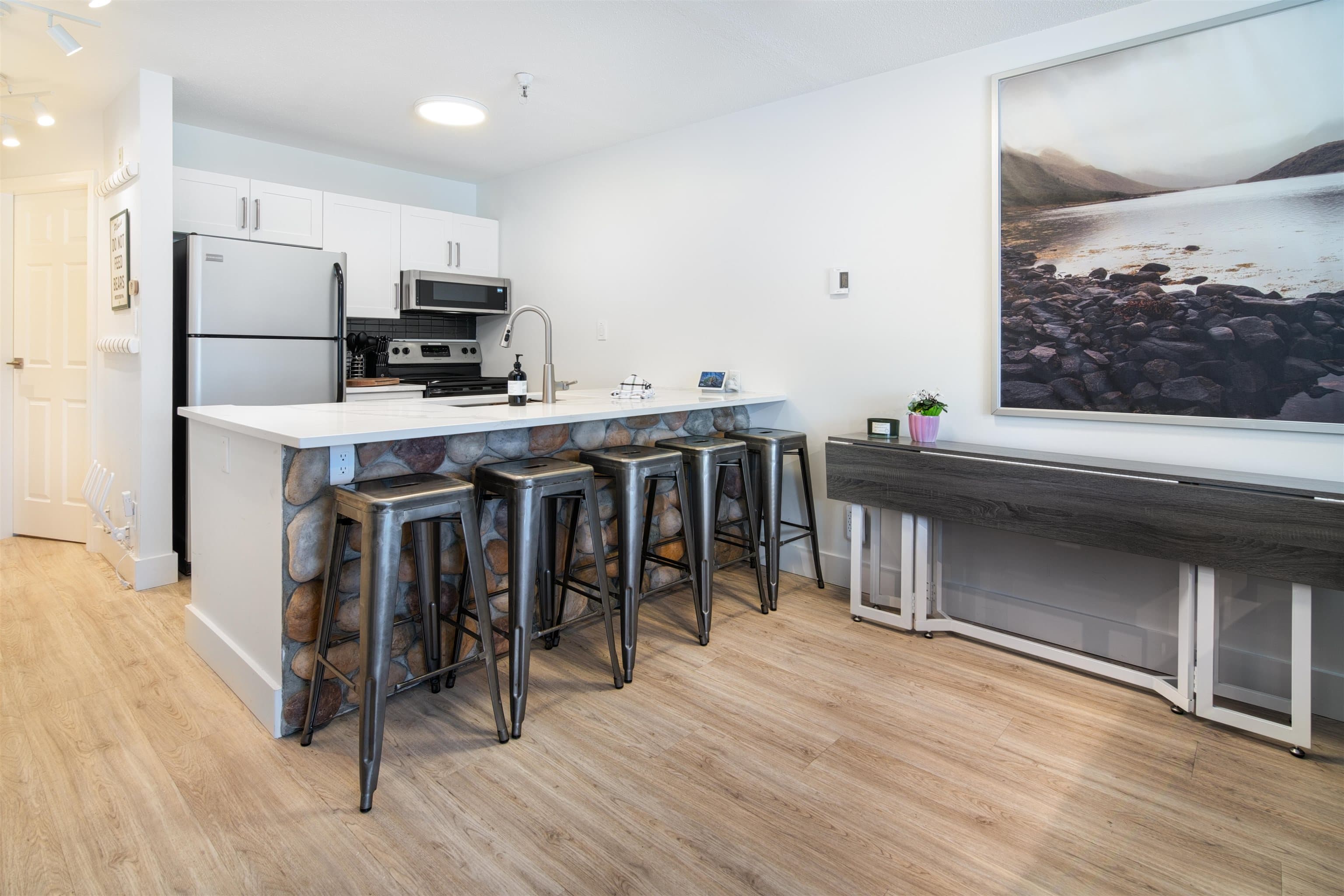204 - 4360 Lorimer Road, Whistler, V8E 1A5 — photo 5