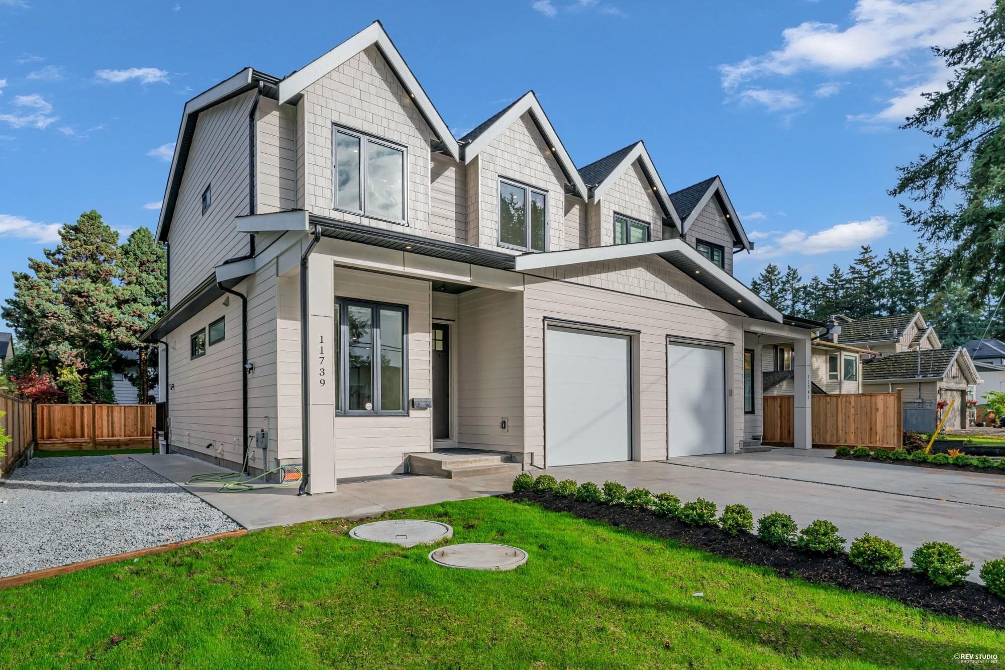 11739 80 Avenue, Delta, V4C 7T9 — photo 1