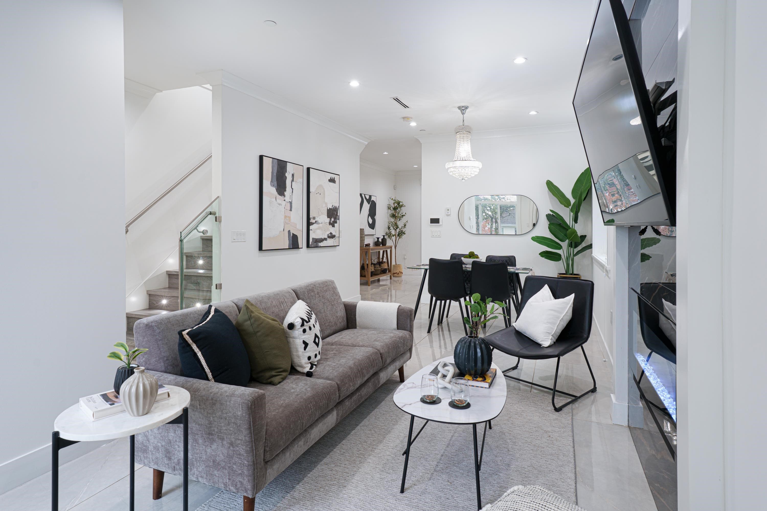 3216 Vimy Crescent, Vancouver, V5M 4B4 — photo 1