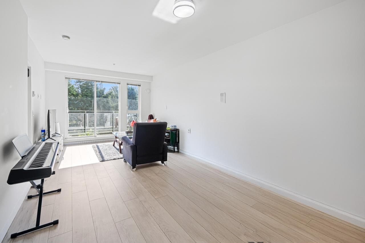 314 - 10603 140 Street, Surrey, V3T 0M8 — photo 2