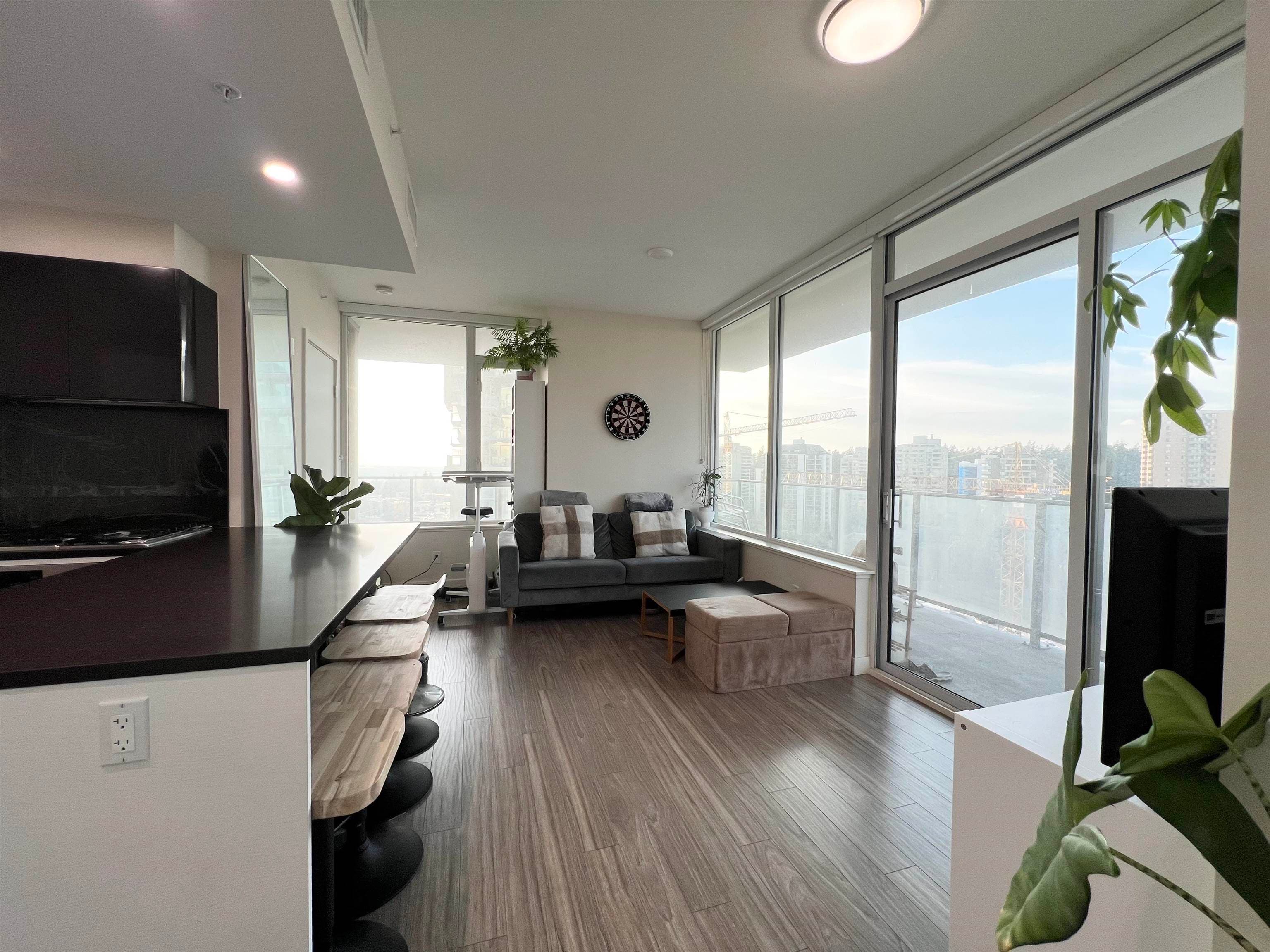 1006 - 6383 Mckay Avenue, Burnaby, V5H 0H8 — photo 2