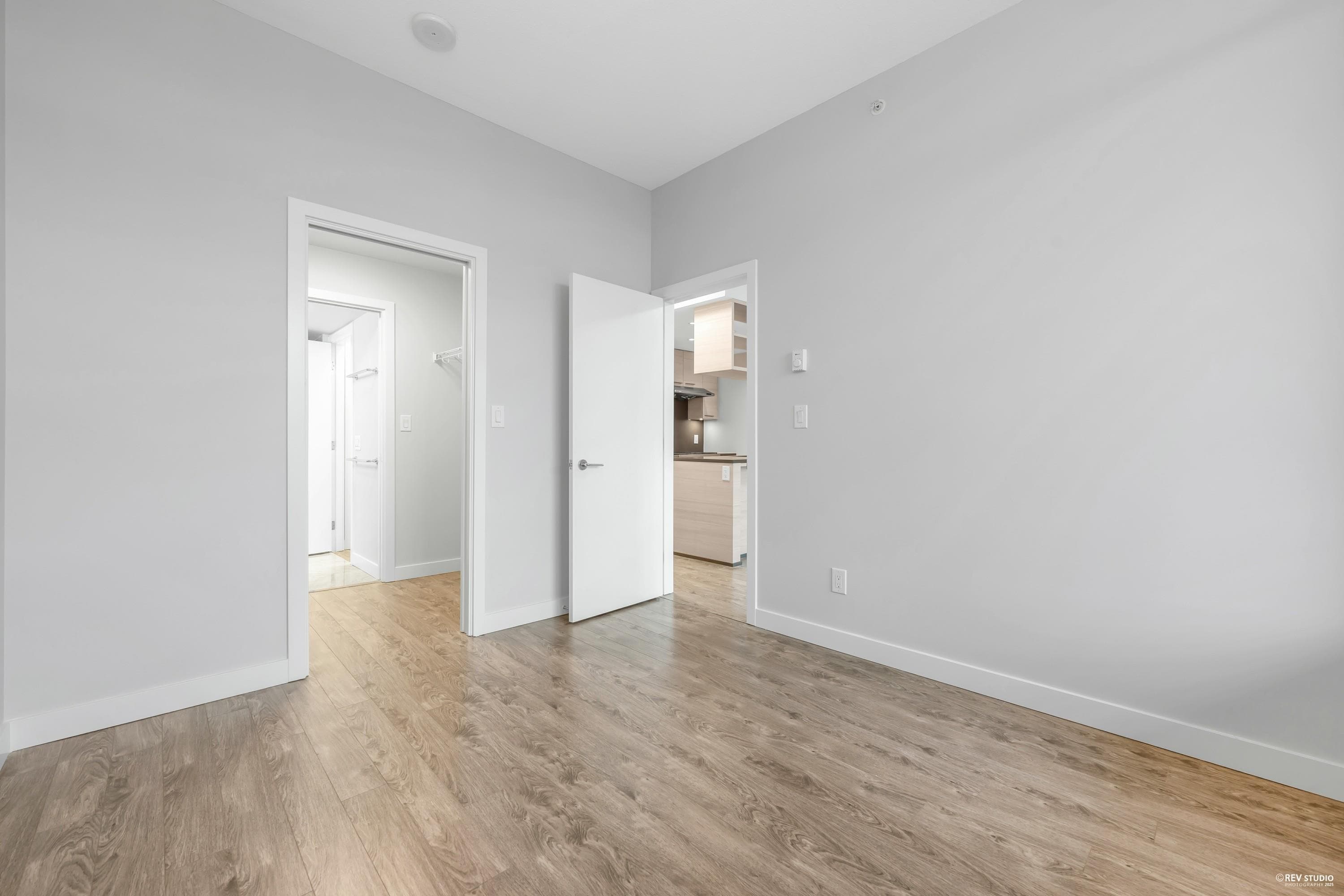 1813 - 6188 No. 3 Road, Richmond, V6Y 0J3 — photo 4