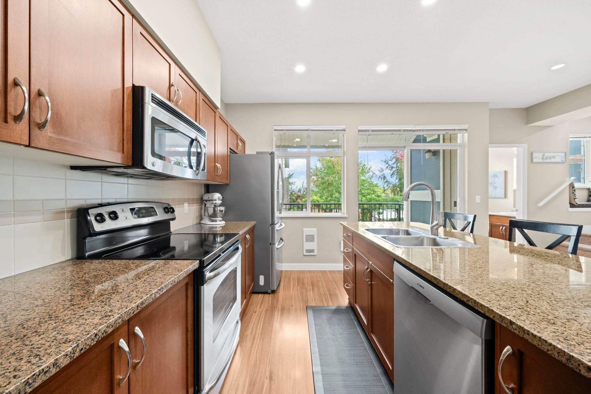20 - 6036 164 Street, Surrey, V3S 3Y5 — photo 5