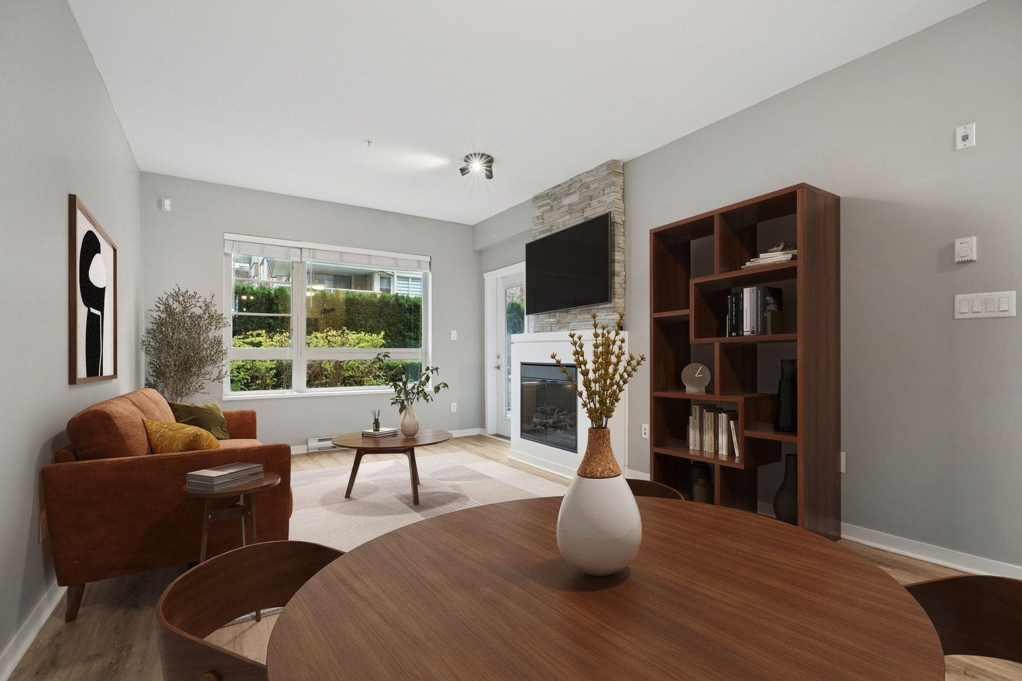 103 - 701 Klahanie Drive, Port Moody, V3H 5C6 — photo 2