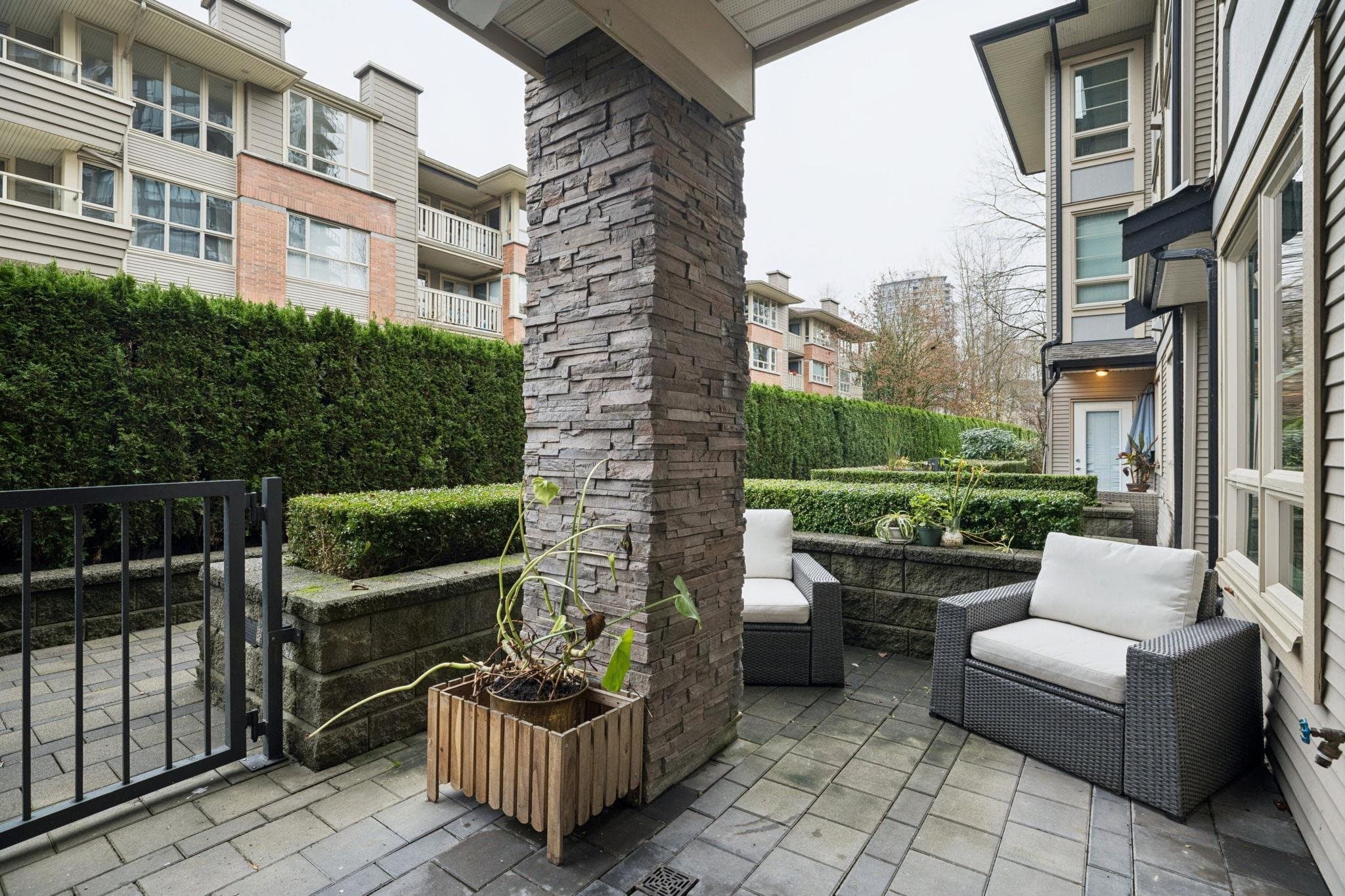 103 - 701 Klahanie Drive, Port Moody, V3H 5C6 — photo 4