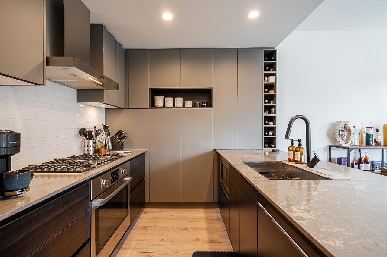 435 - 55 Klahanie Drive, Port Moody, V3H 0M9 — photo 3