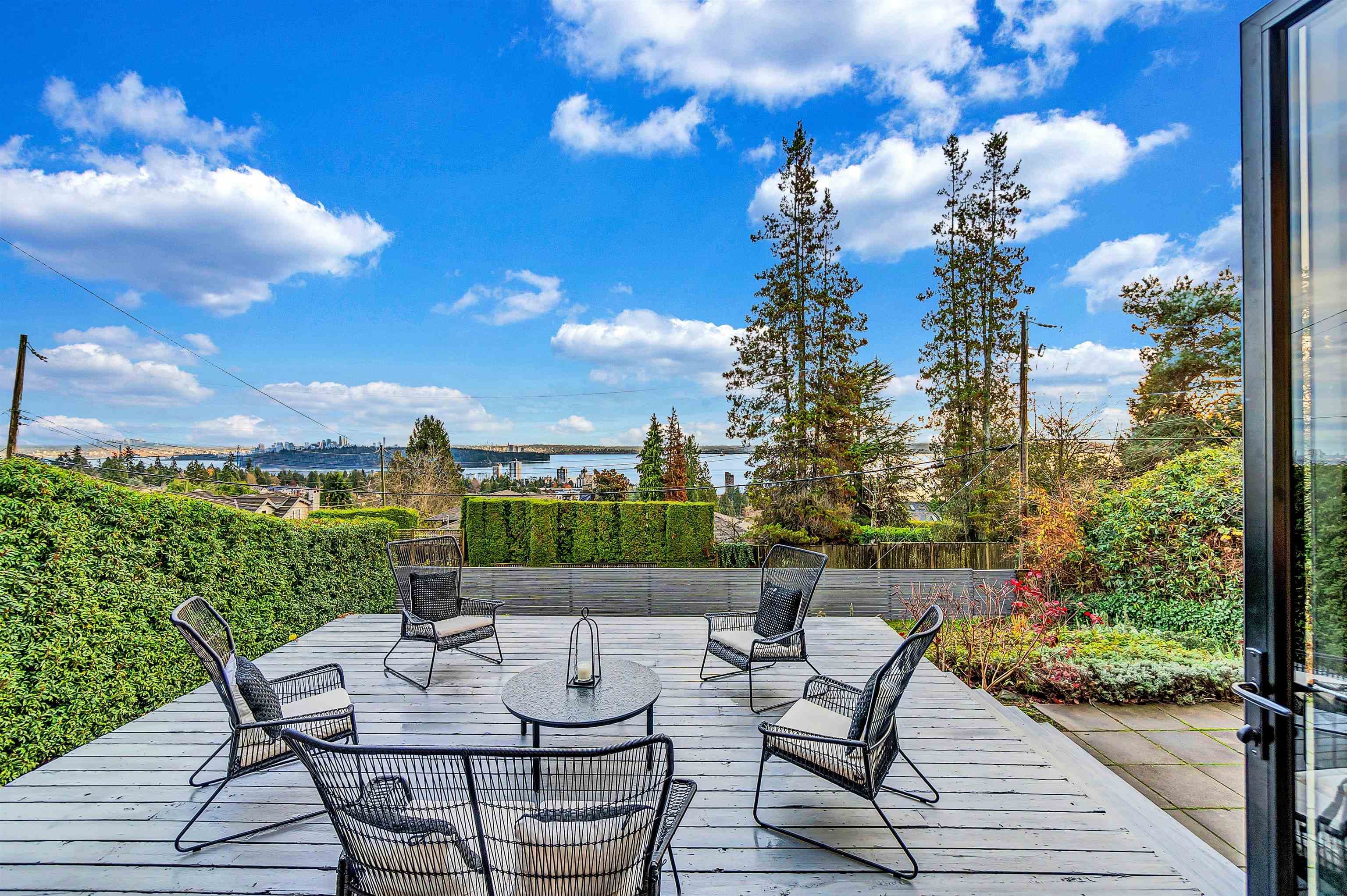 2234 Palmerston Avenue, West Vancouver