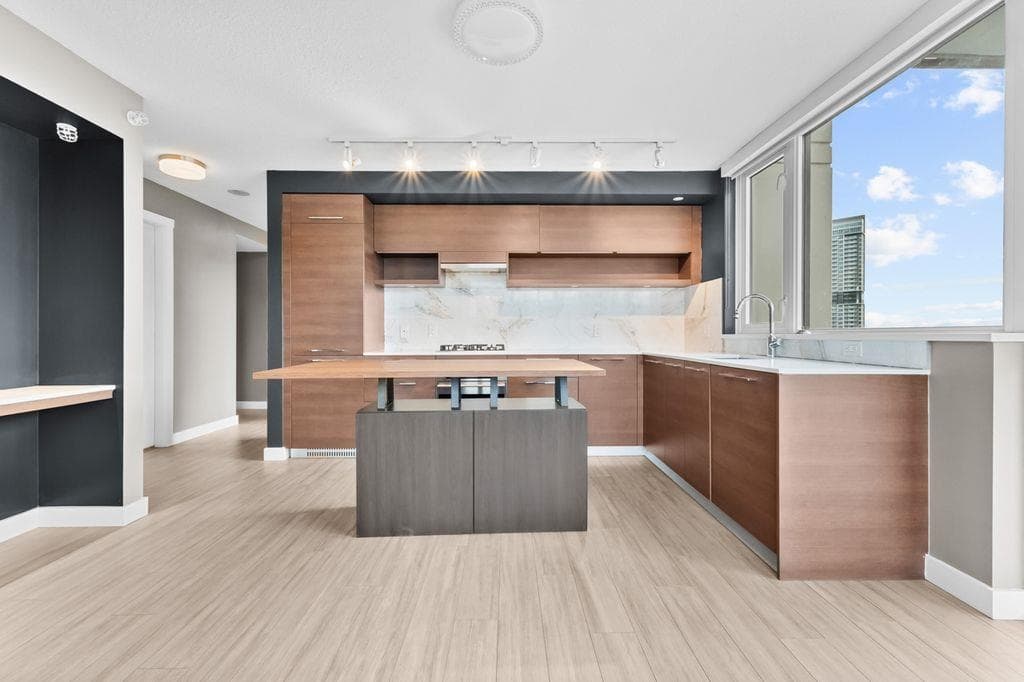 2404 - 570 Emerson Street, Coquitlam, V3J 0G3 — photo 3