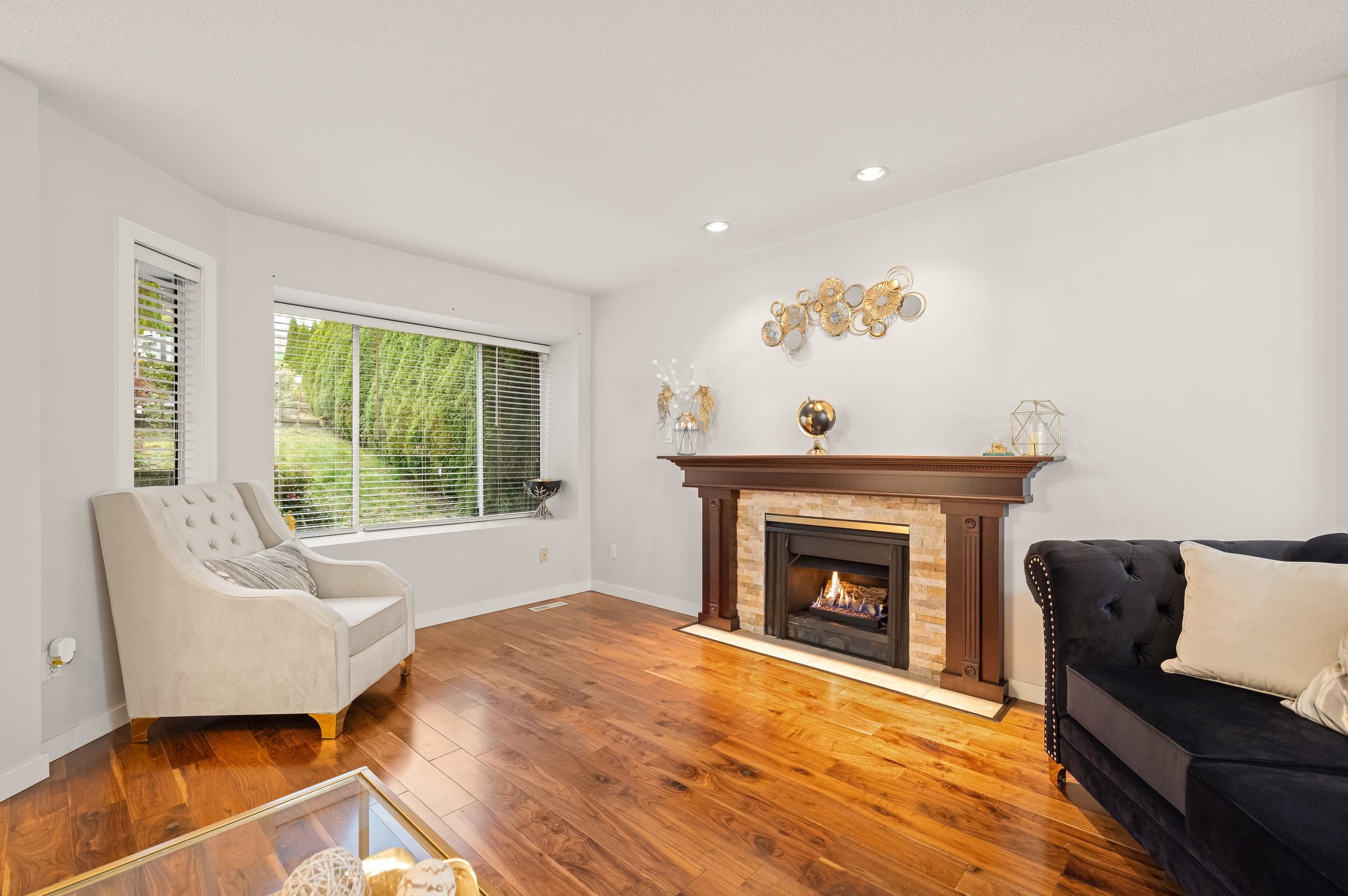 187 Warrick Street, Coquitlam, V3K 6C1 — photo 4