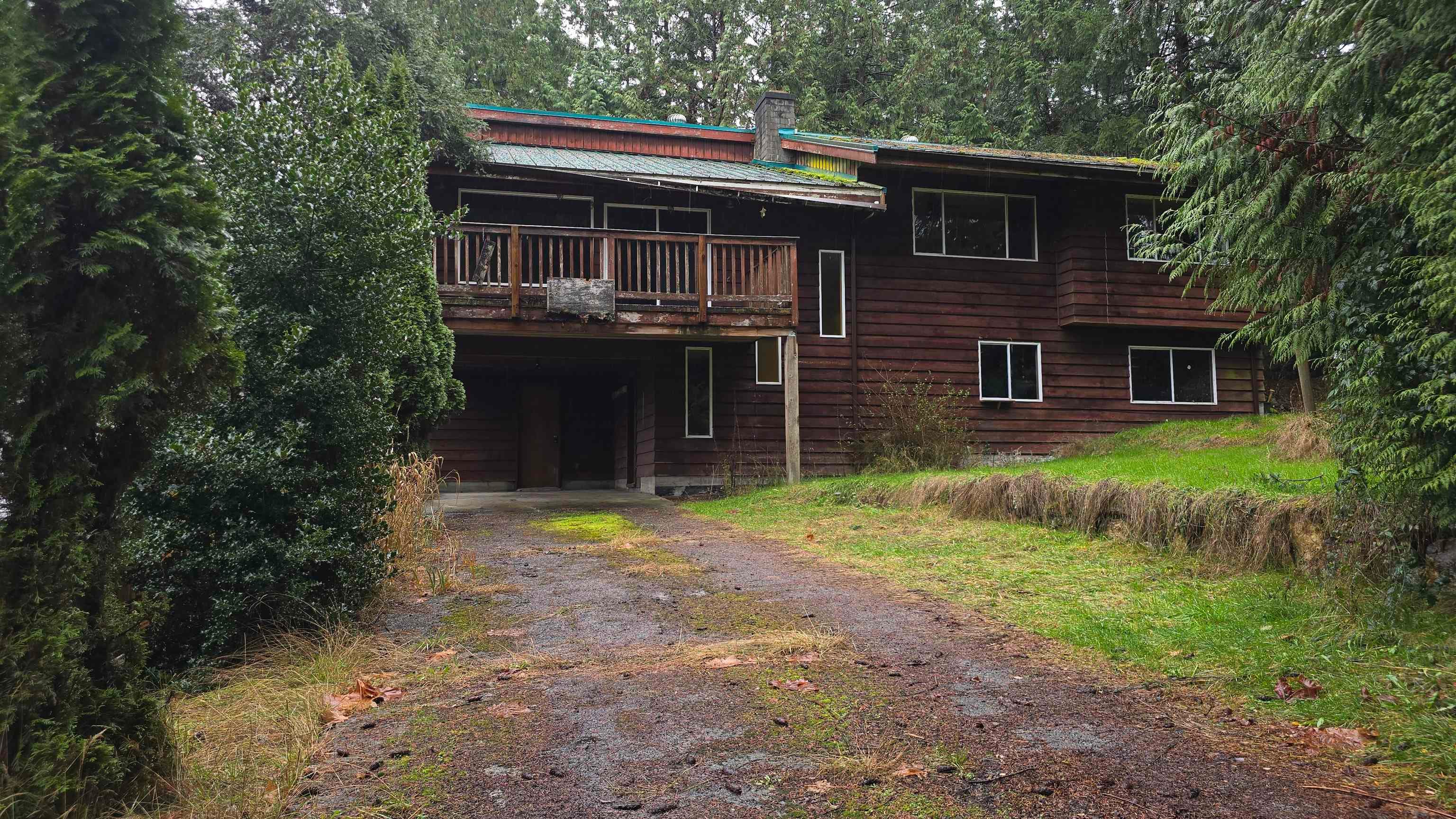 4494 Rondeview Road, Madeira Park