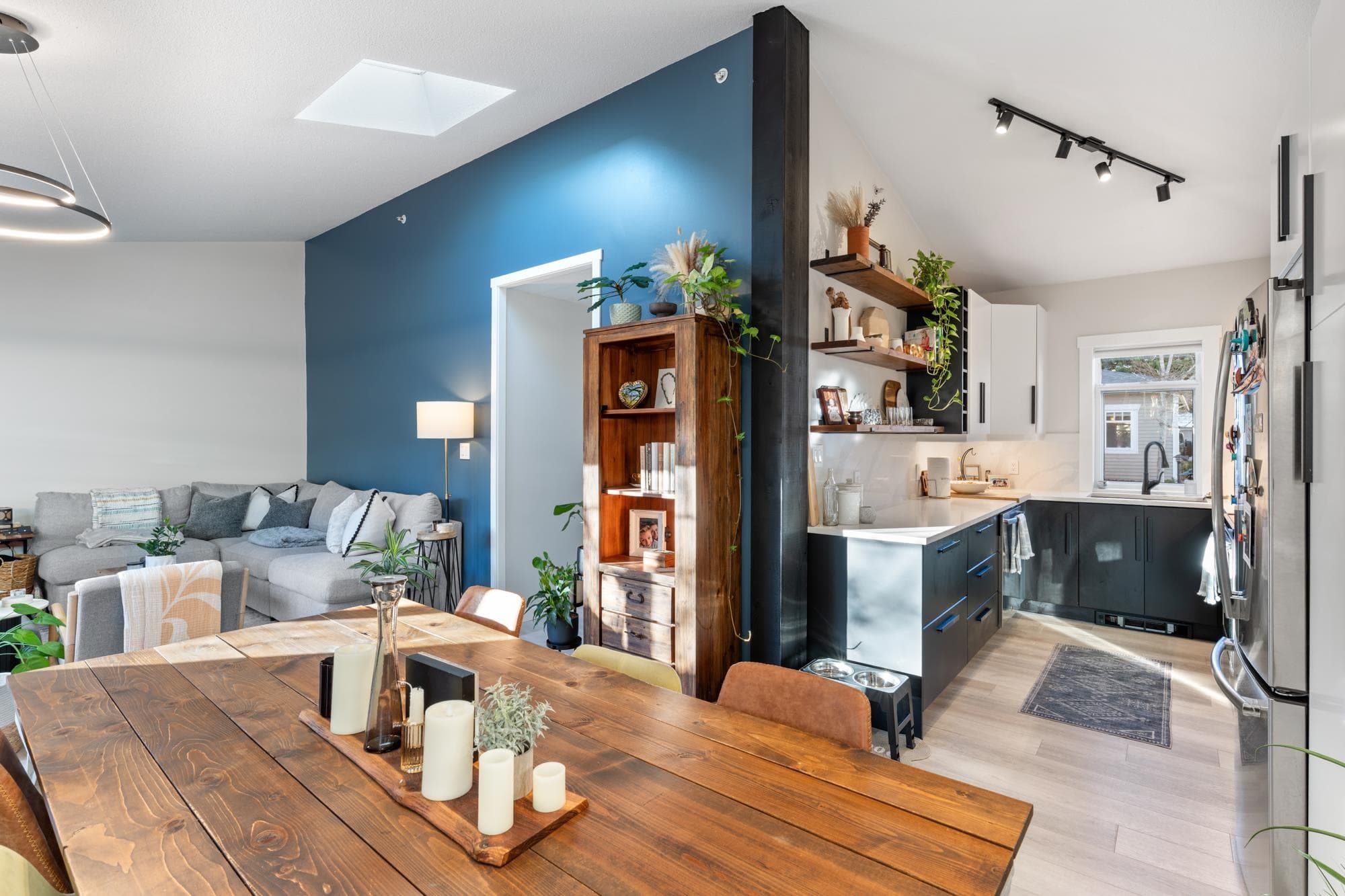 32 - 1821 Willow Crescent, Squamish, V8B 0L9 — photo 3