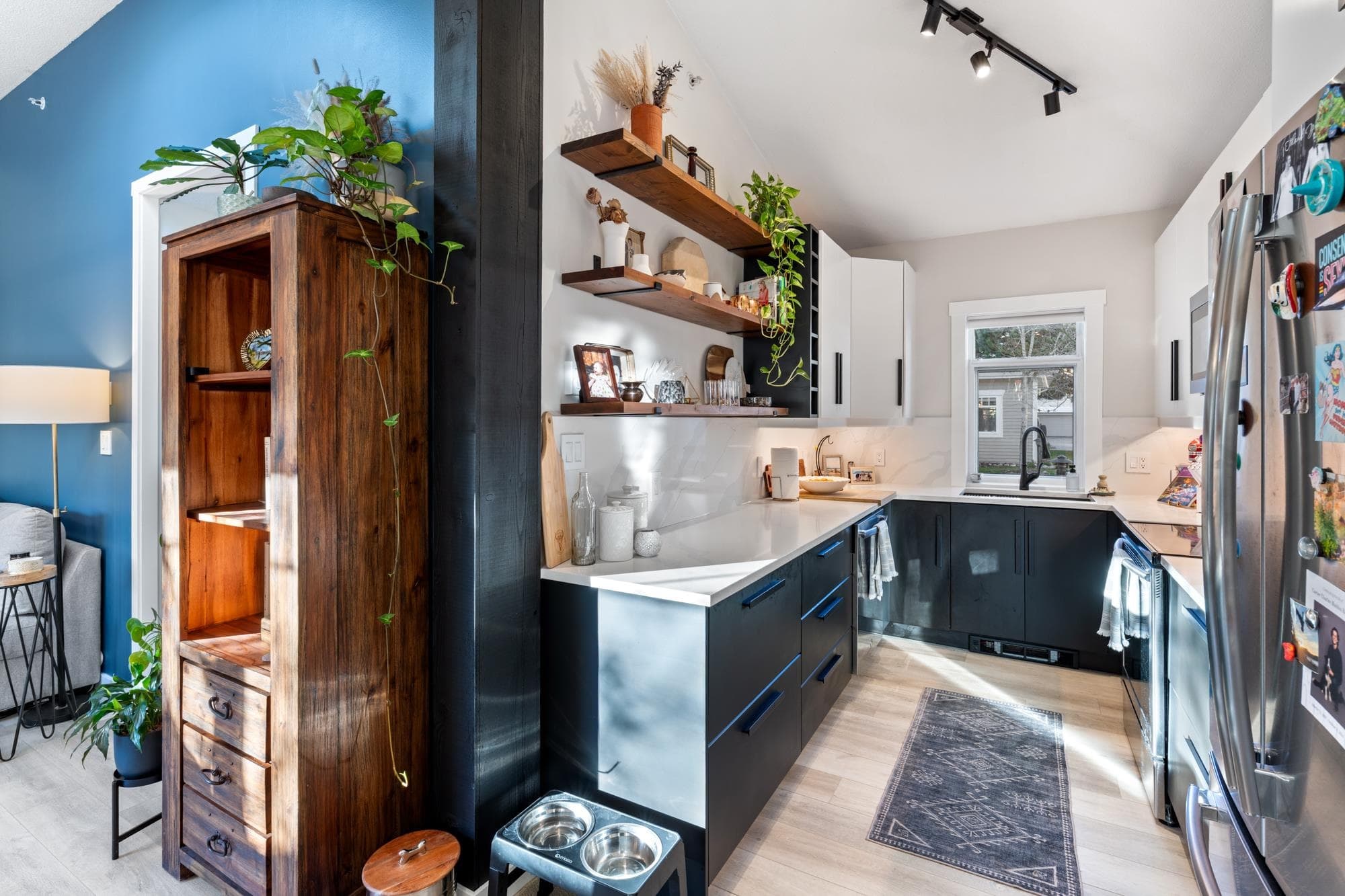 32 - 1821 Willow Crescent, Squamish, V8B 0L9 — photo 4