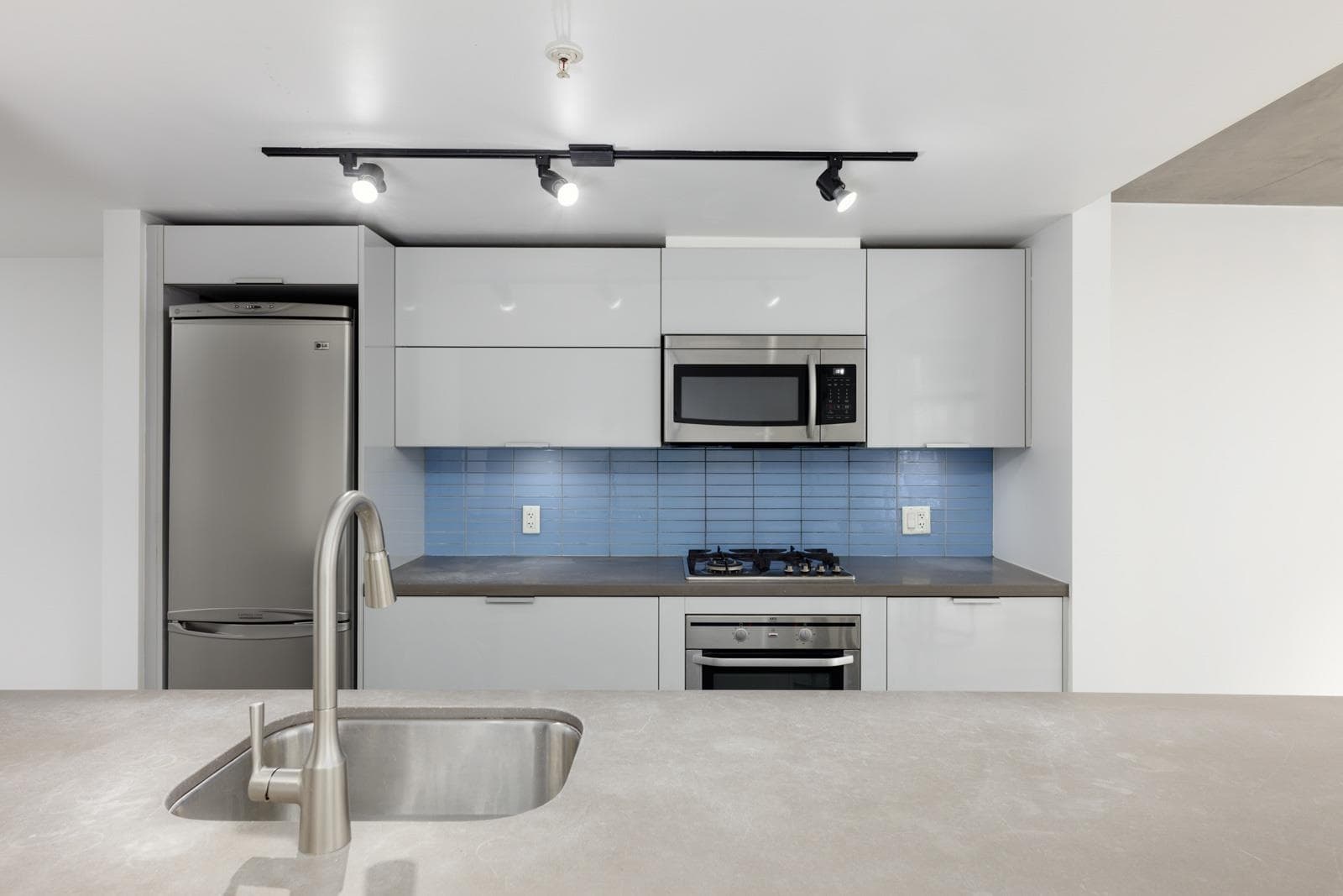 306 - 128 W Cordova Street, Vancouver, V6A 1K9 — photo 2