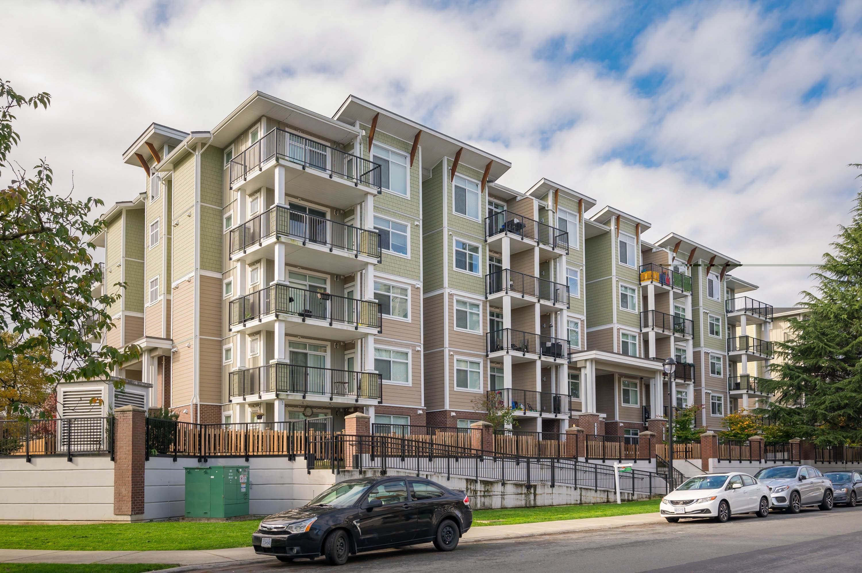 111 - 20696 Eastleigh Crescent, Langley, V3A 0M3 — photo 1