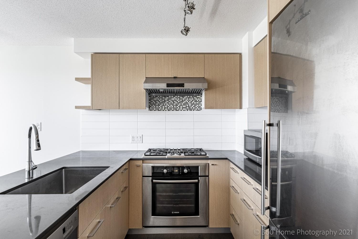 7xx - 7988 Ackroyd Road, Richmond, V6X 0K6 — photo 2