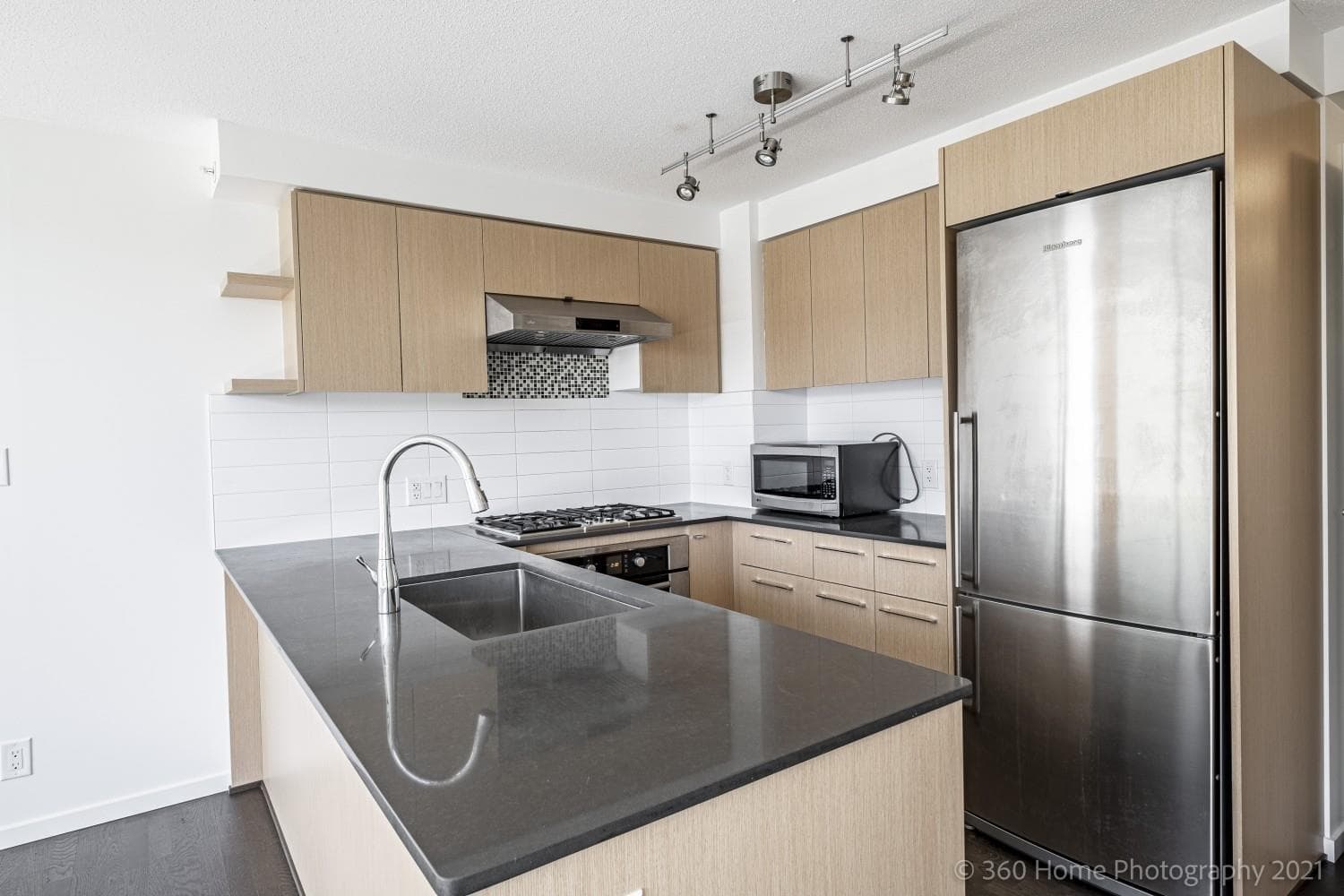 7xx - 7988 Ackroyd Road, Richmond, V6X 0K6 — photo 3